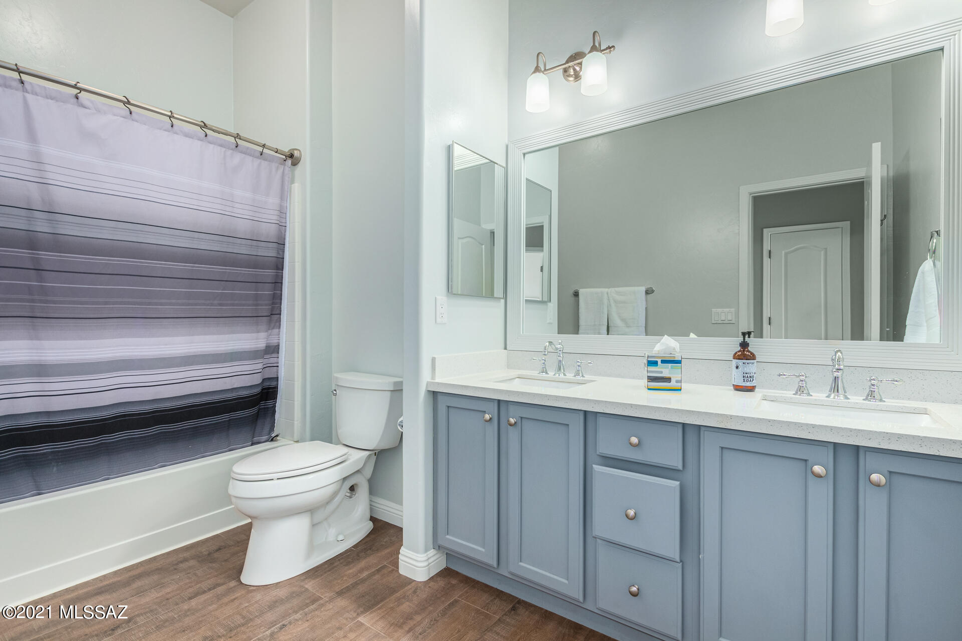 Continental Reserve Blk. 14 (1-82) - Residential