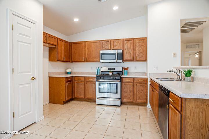 Tucson Mountain Sanctuary (1-154) - Residential Lease