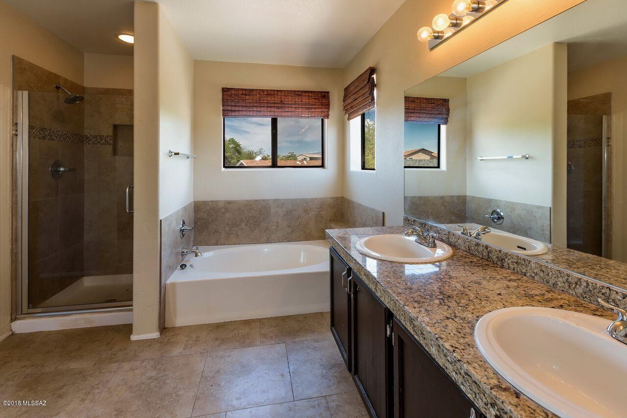 Country Club(1-221) - Residential