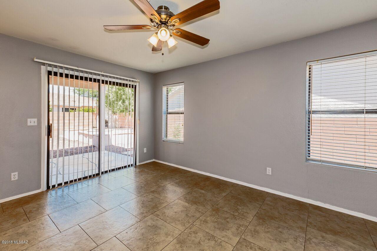 Country Club(1-221) - Residential