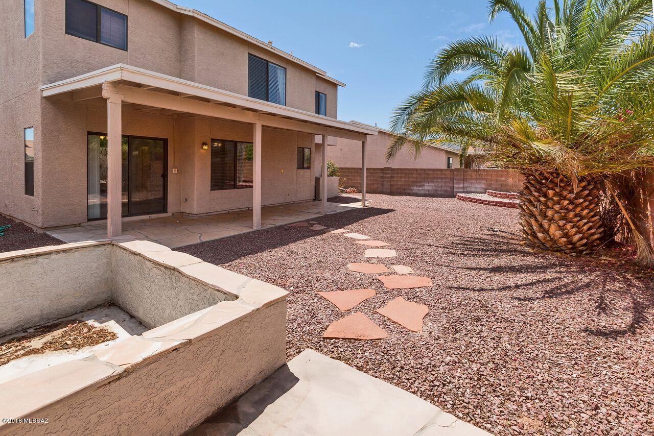 Country Club(1-221) - Residential