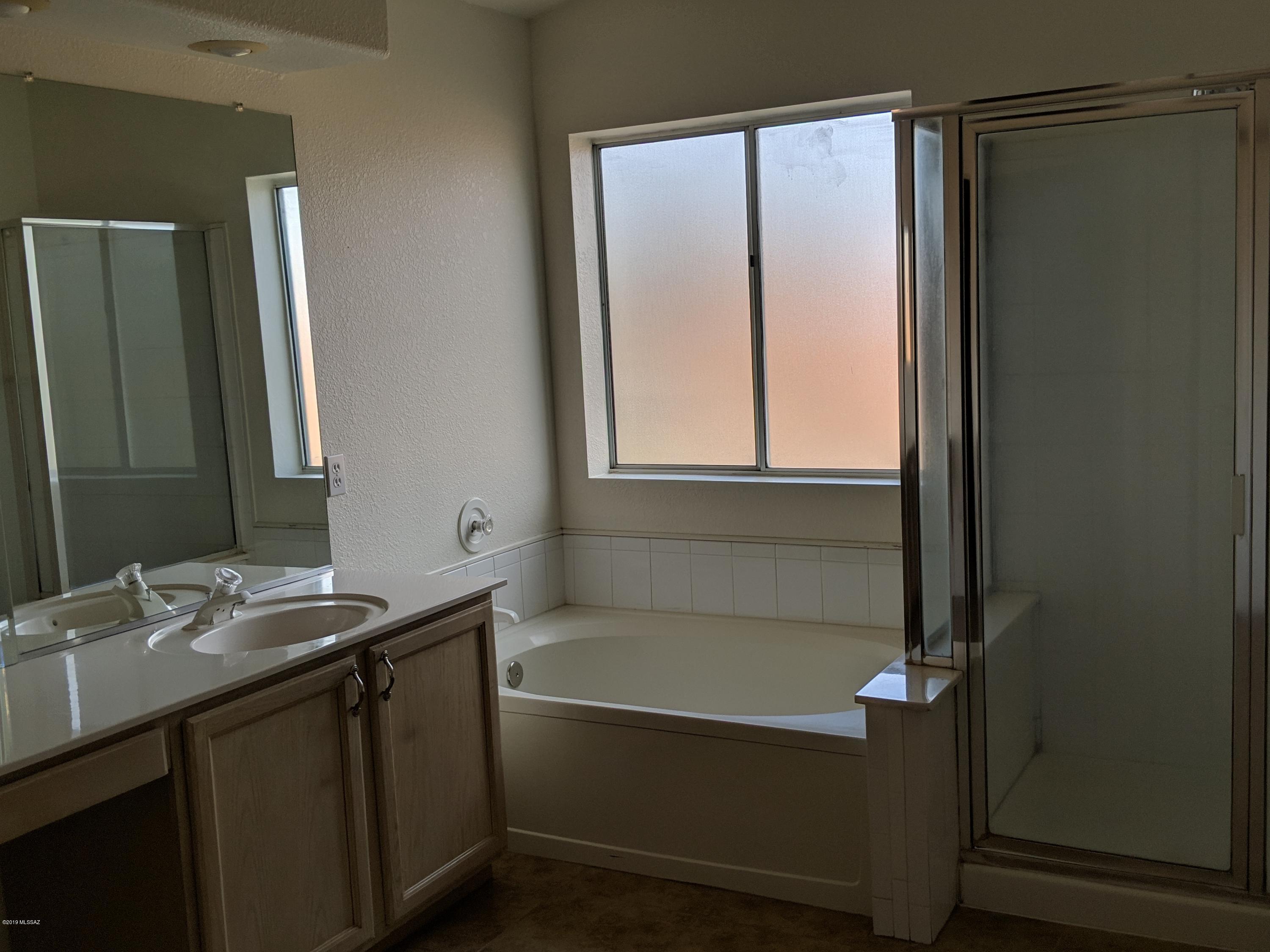 Encanto Canyon II (1-67) - Residential Lease
