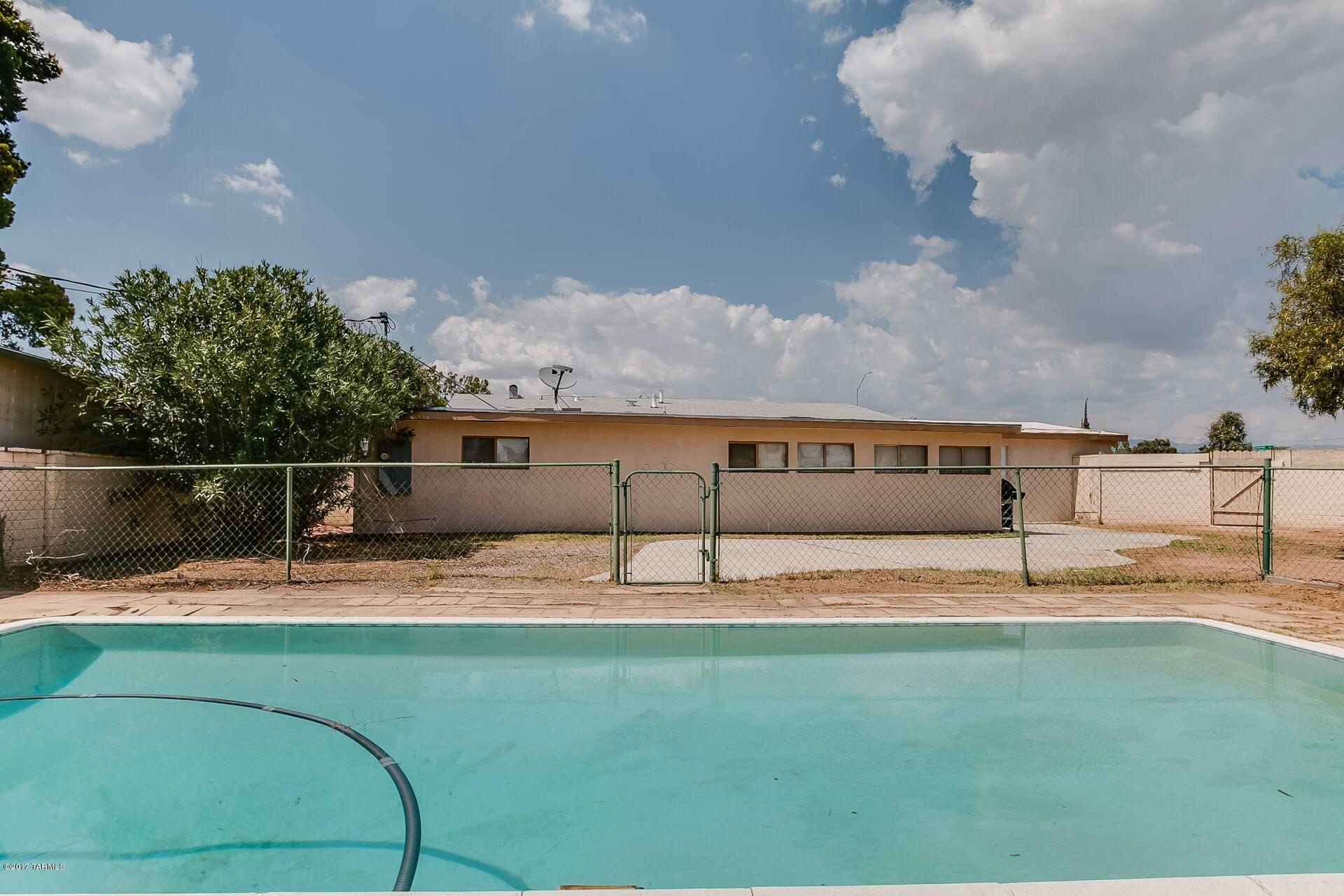 Country Club Park - Residential