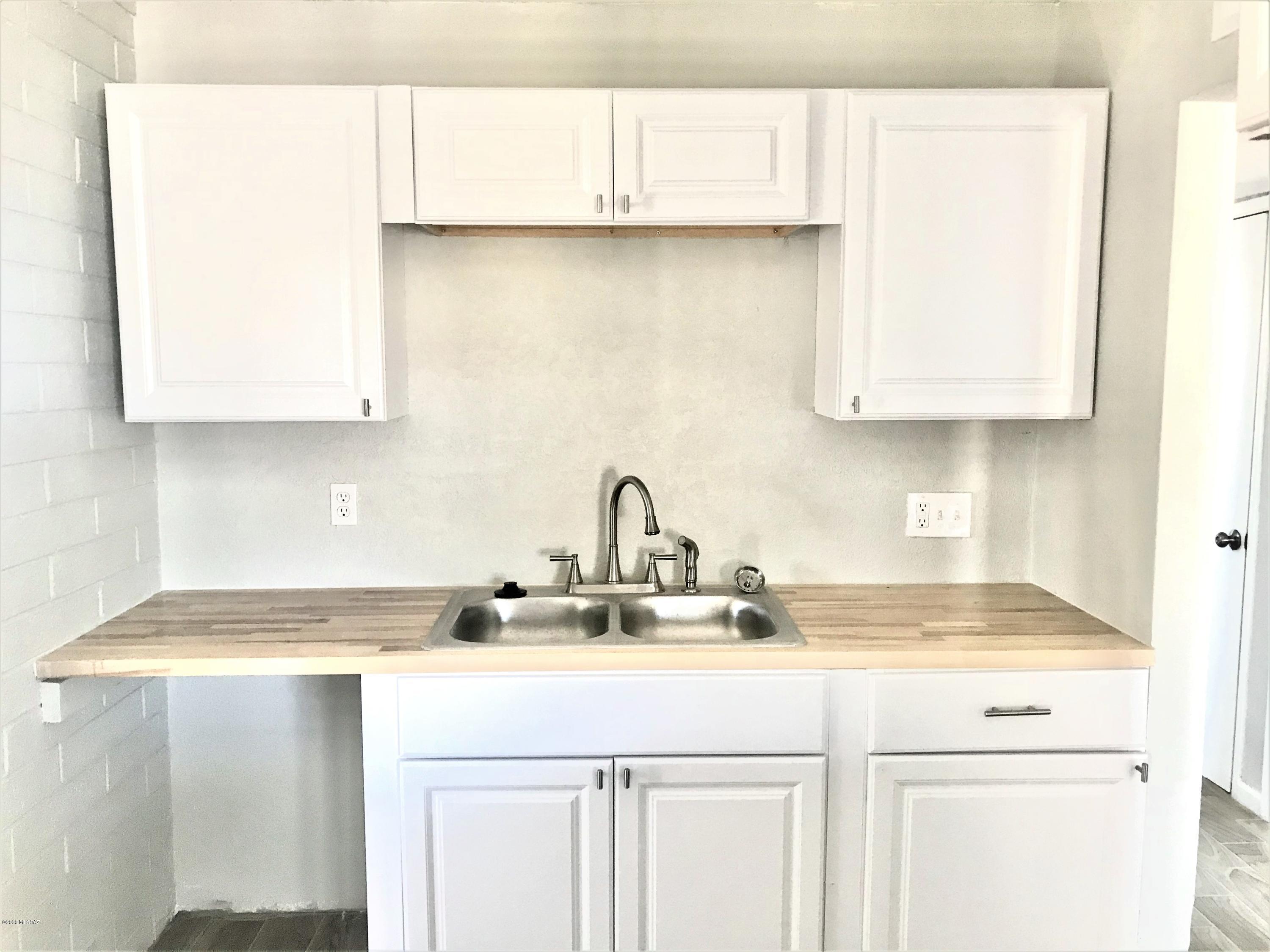 Maryvale Manor - Residential