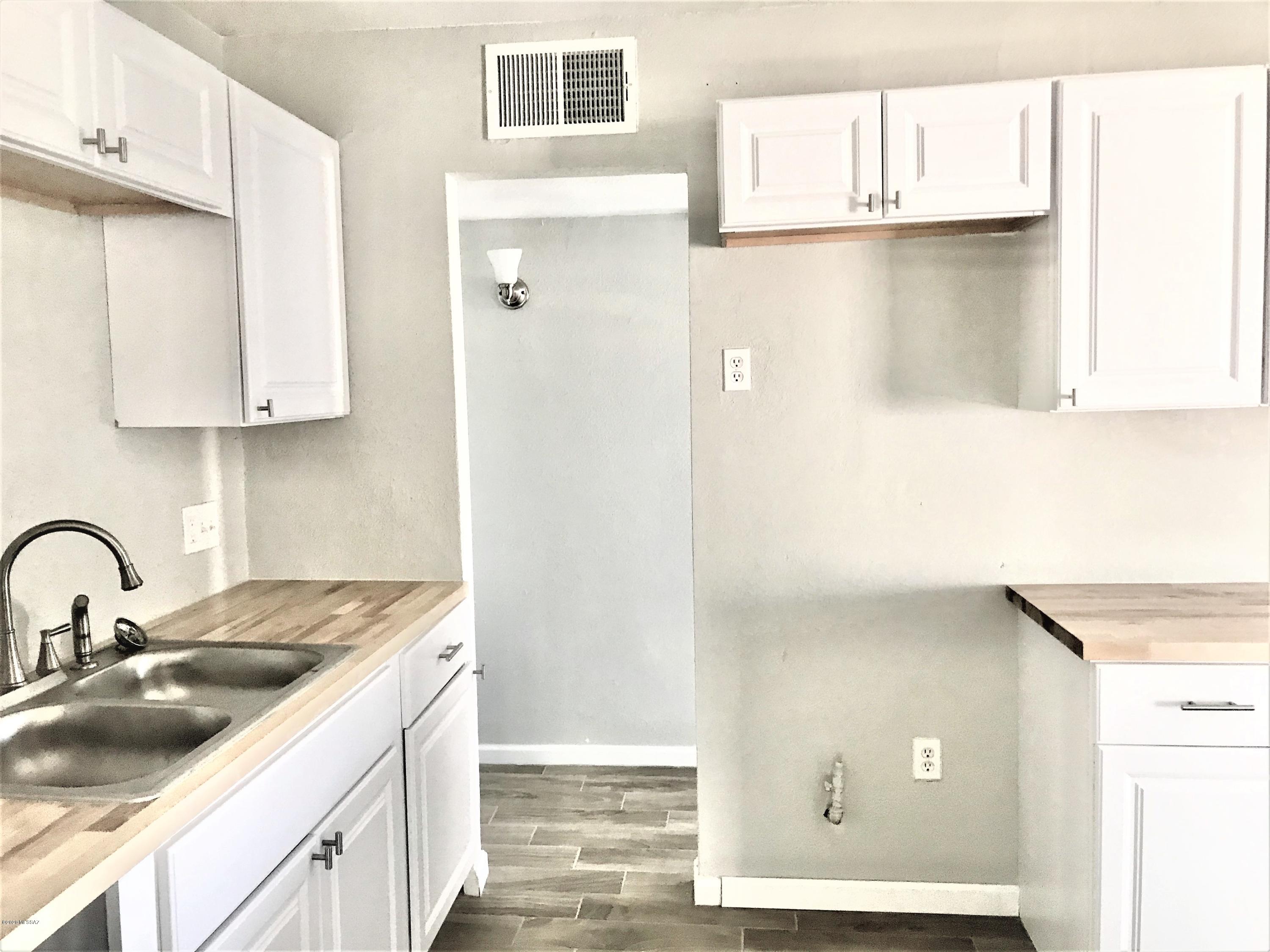 Maryvale Manor - Residential