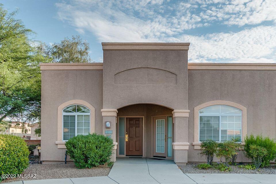 San Ignacio Villas (1-44) - Residential