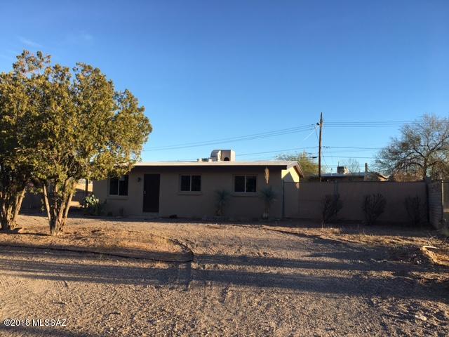 Fully remodeled home, move-in ready. Fresh paint, new dual pane windows, new flooring (carpet,tile), stainless steel stove. Large yard with covered patio and chain link fence with privacy slots.