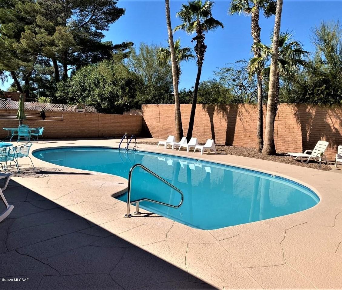 Villa La Estela Garden Townhouses (1-76) - Residential