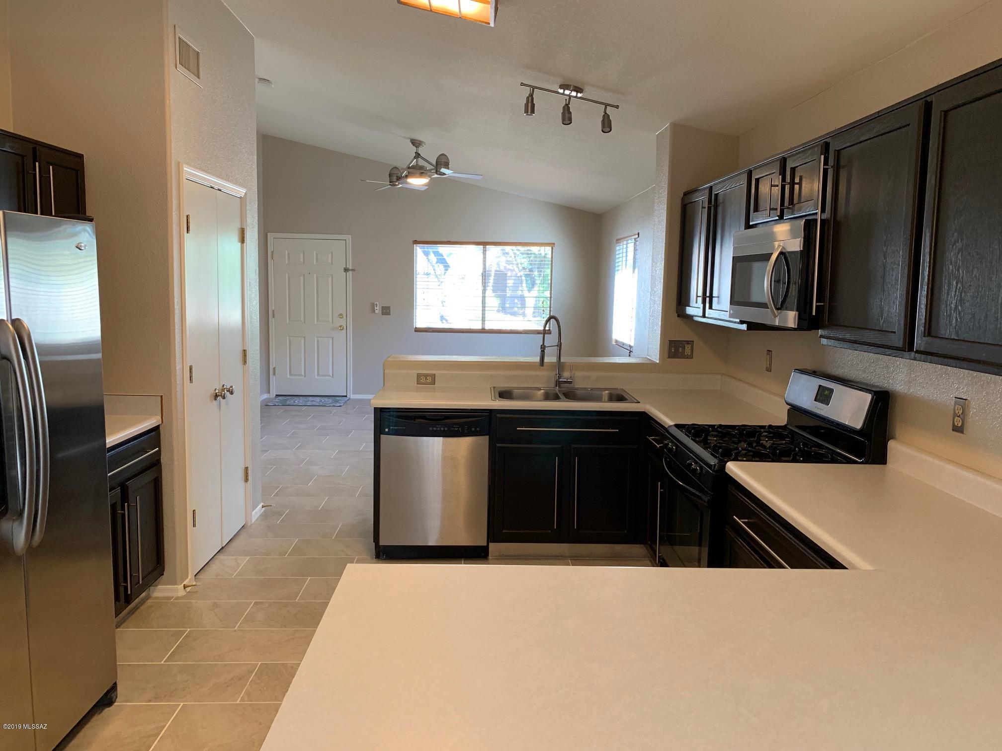 Desert Crossings at Rita Ranch (1-255) - Residential Lease
