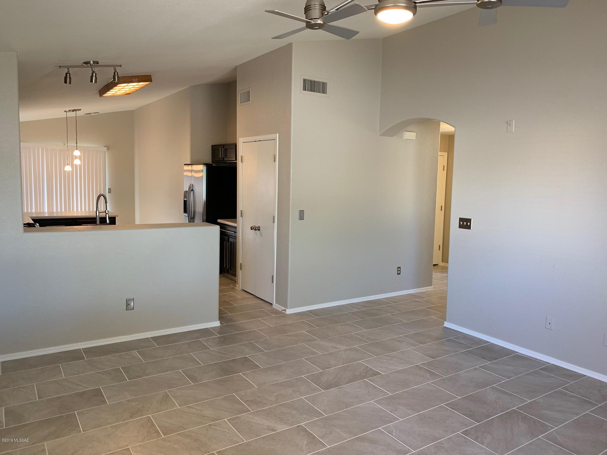 Desert Crossings at Rita Ranch (1-255) - Residential Lease
