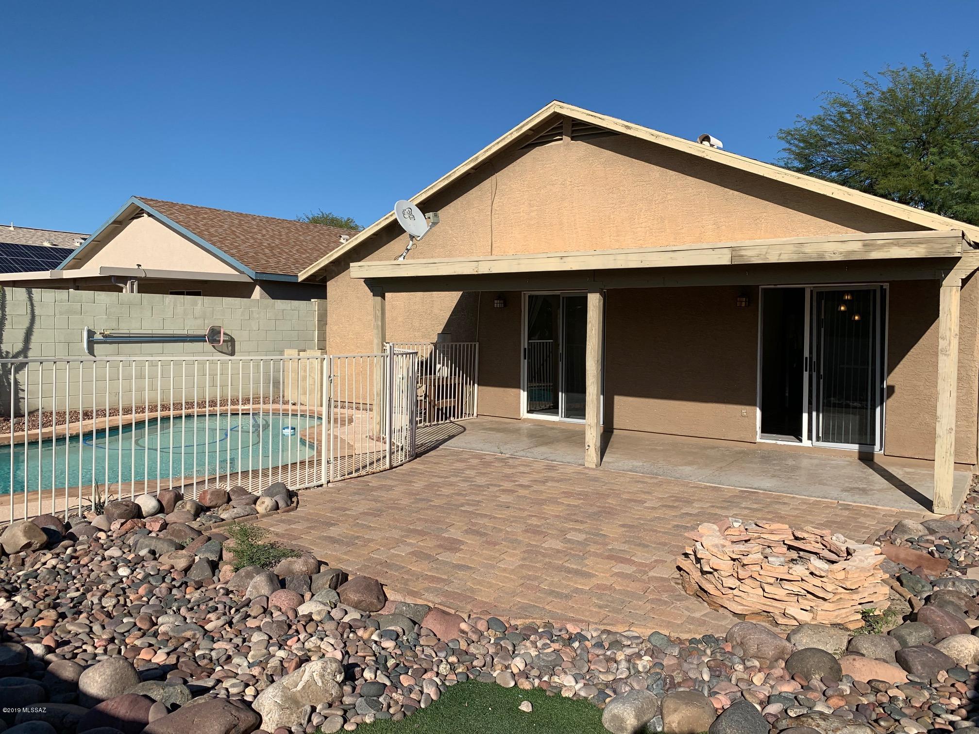 Desert Crossings at Rita Ranch (1-255) - Residential Lease