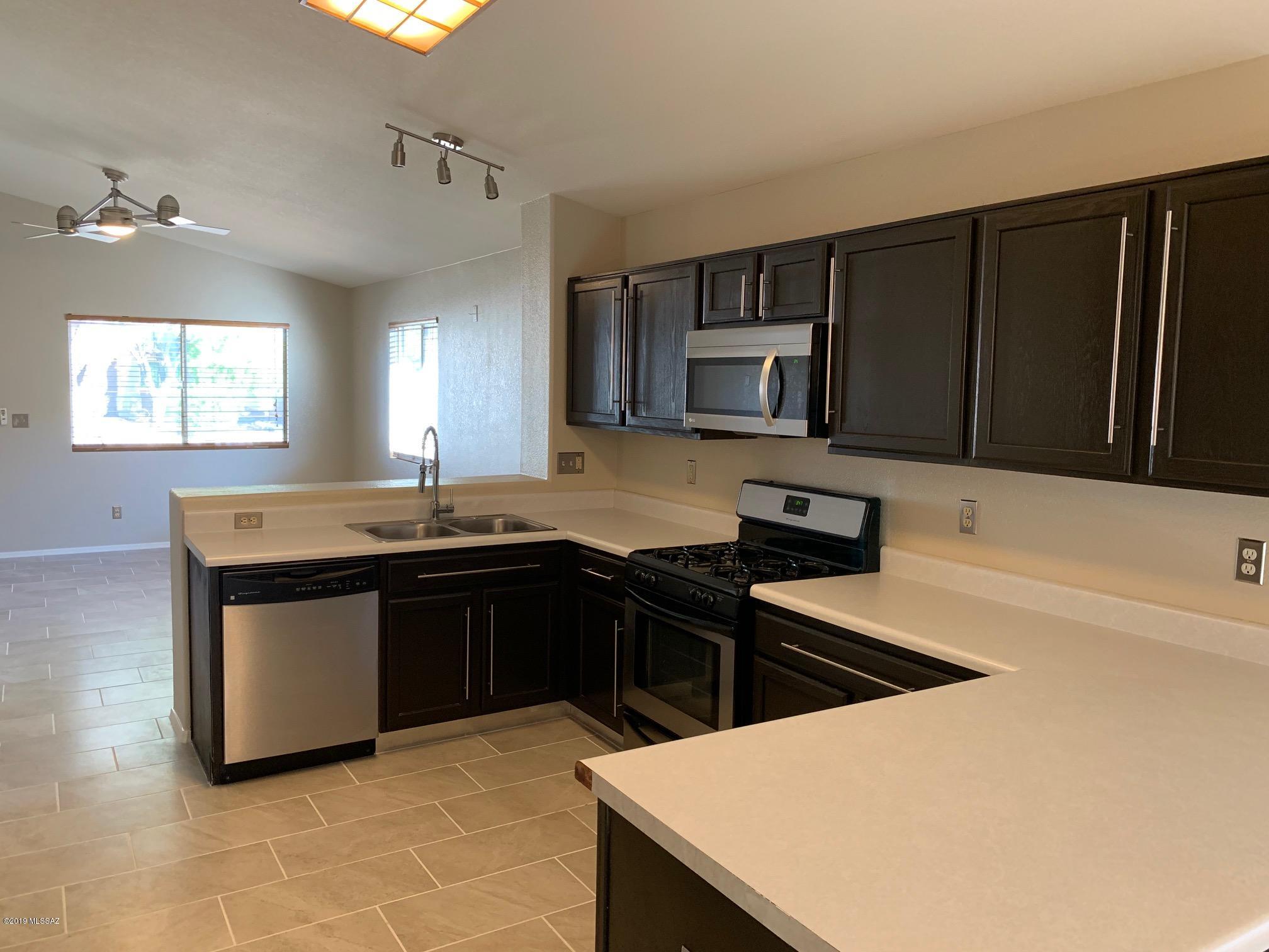 Desert Crossings at Rita Ranch (1-255) - Residential Lease