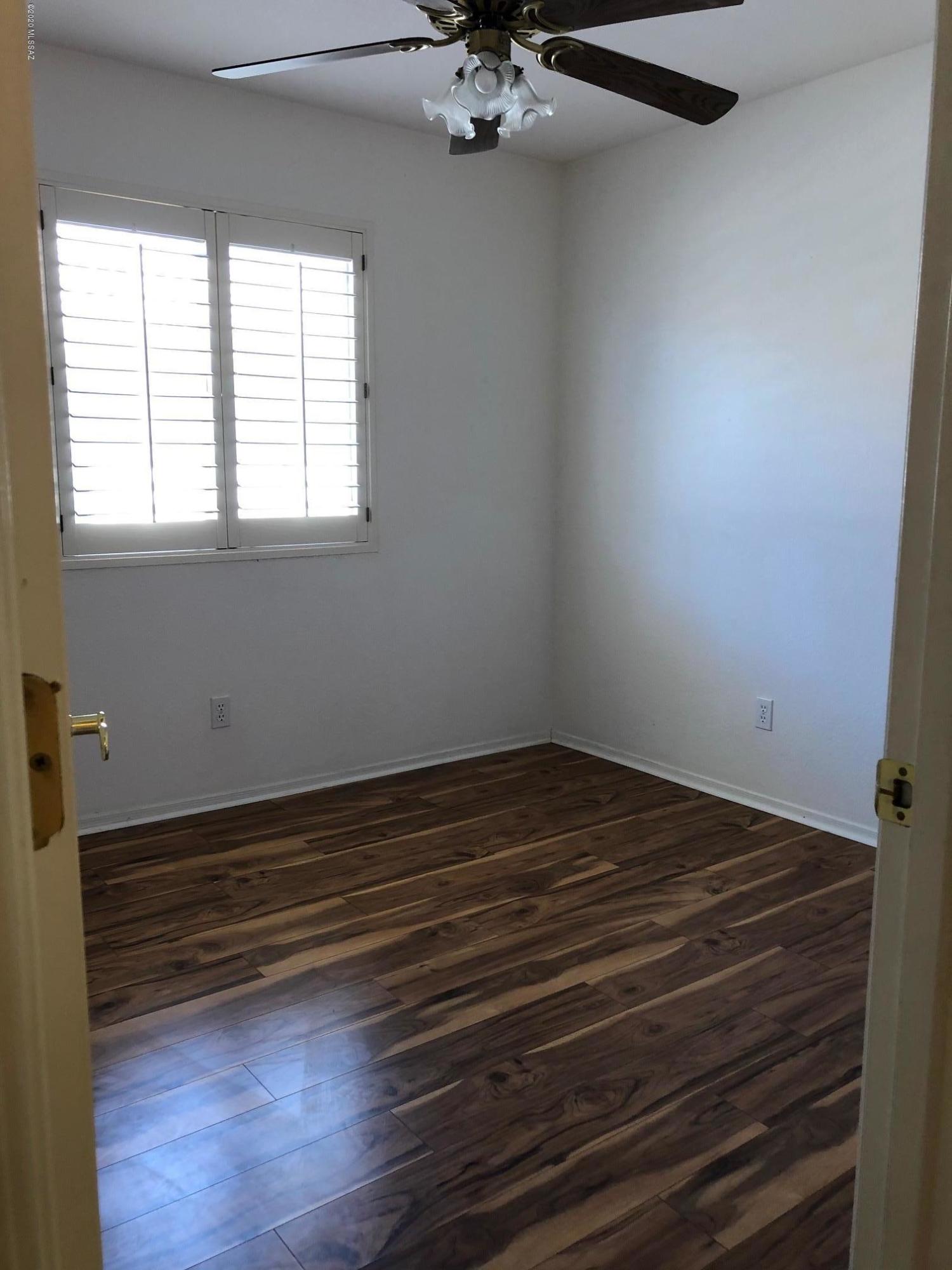 Plaza Mirador (1-28) - Residential Lease