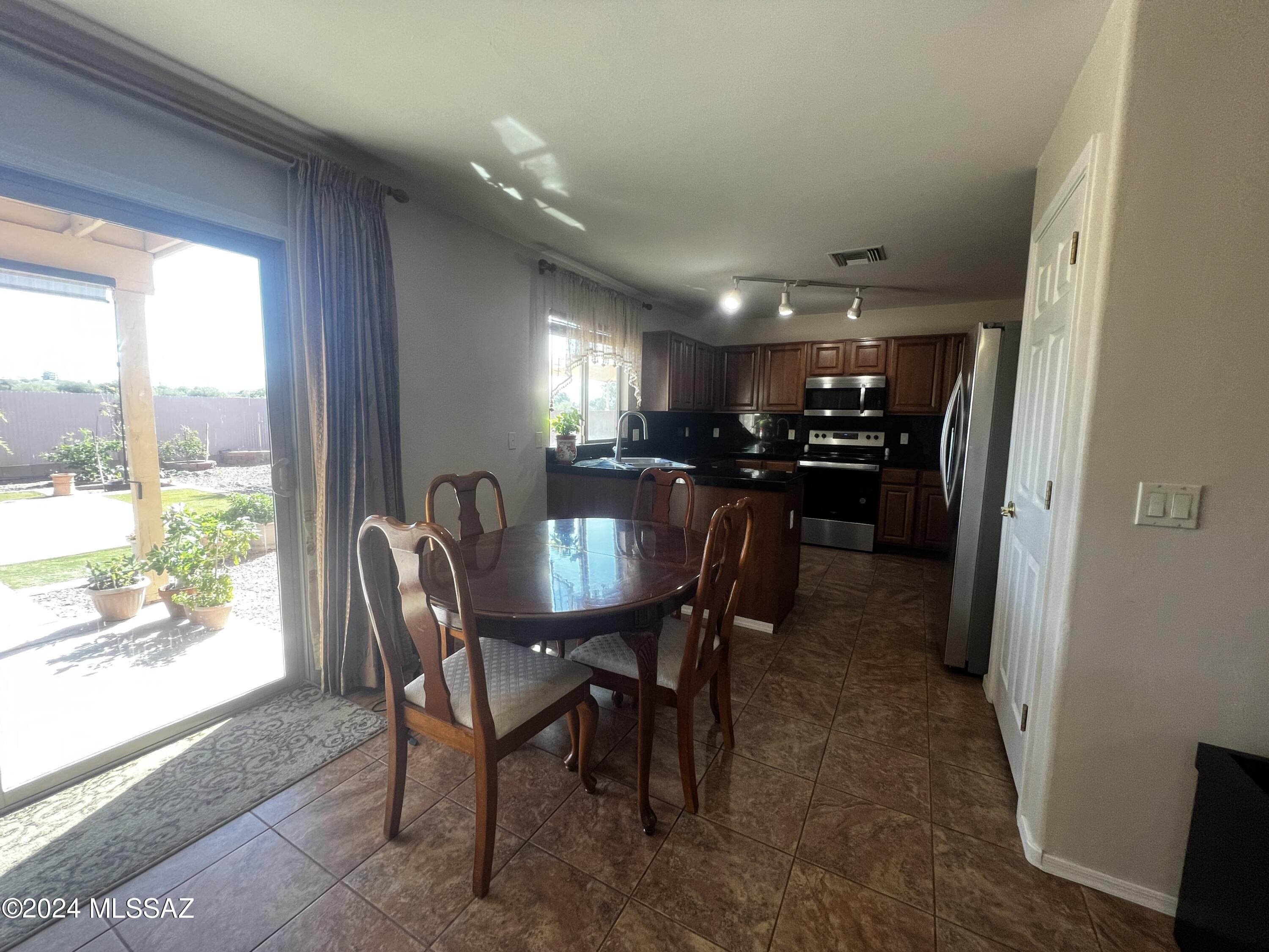 Pantanos Edge - Residential
