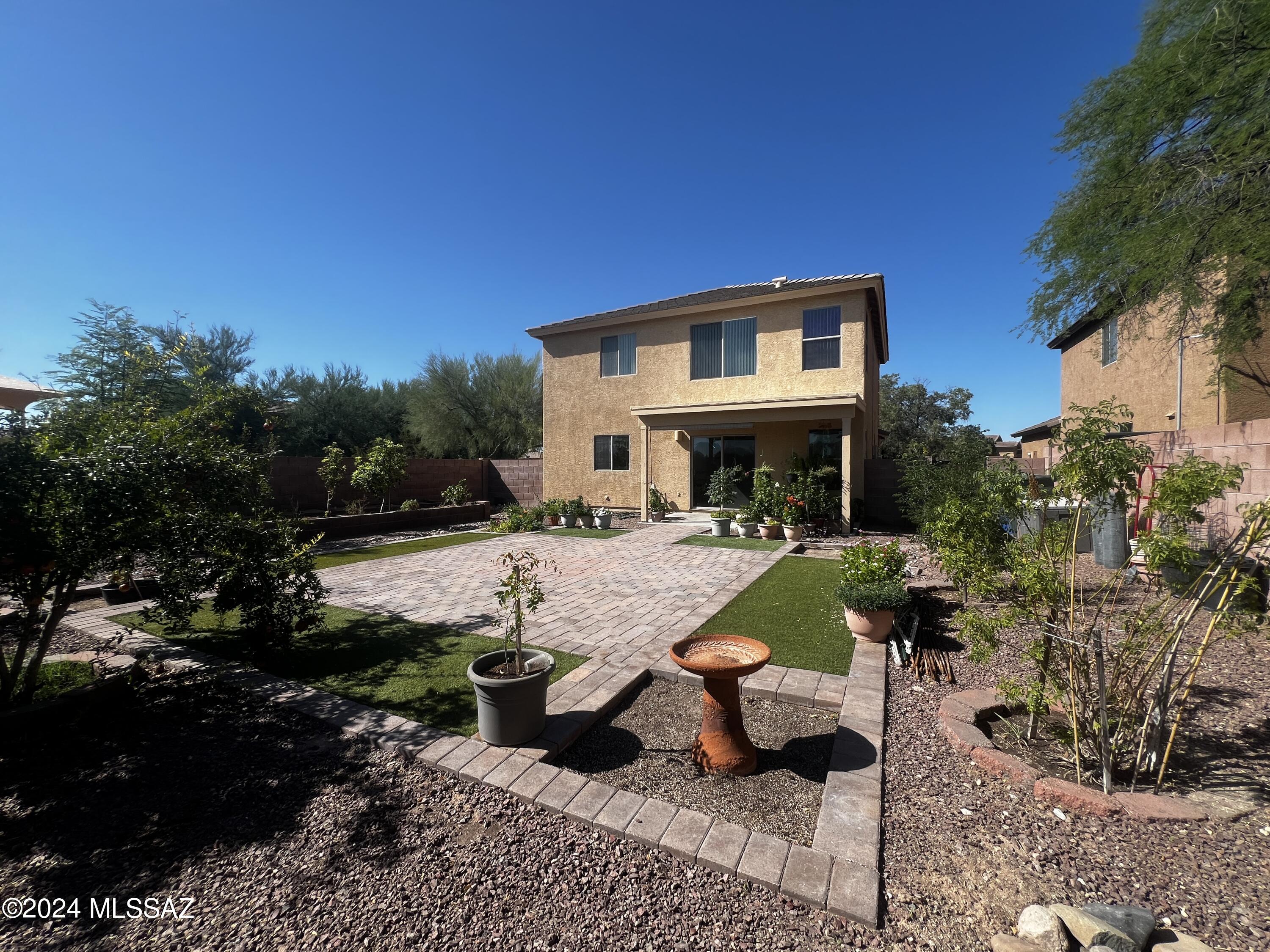 Pantanos Edge - Residential