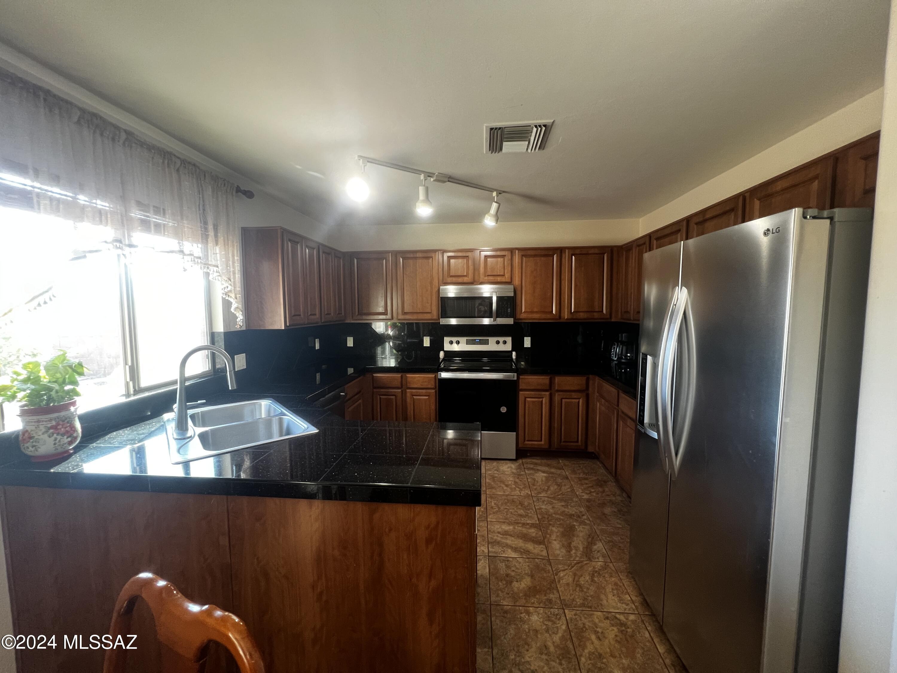 Pantanos Edge - Residential