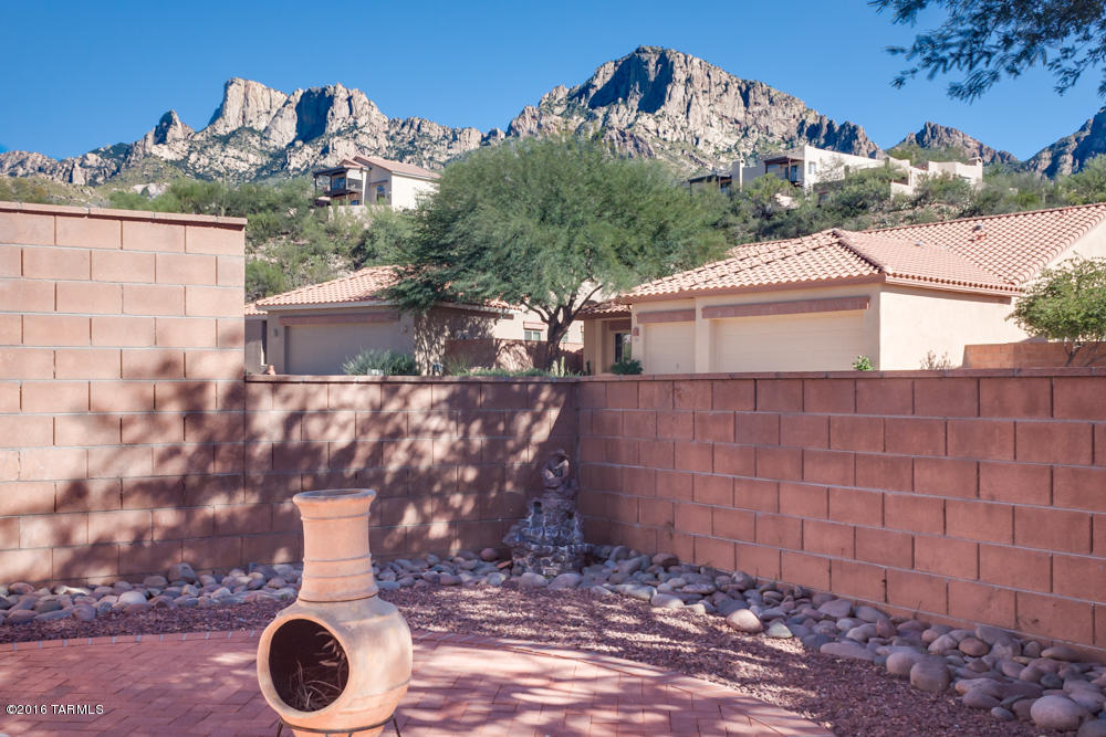 Window Rock At La Reserve - Residential