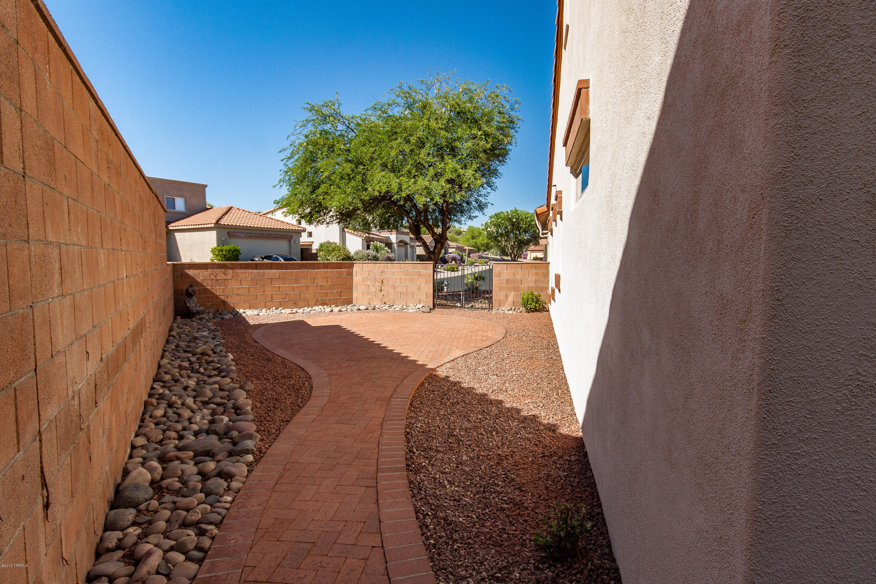 Window Rock At La Reserve - Residential