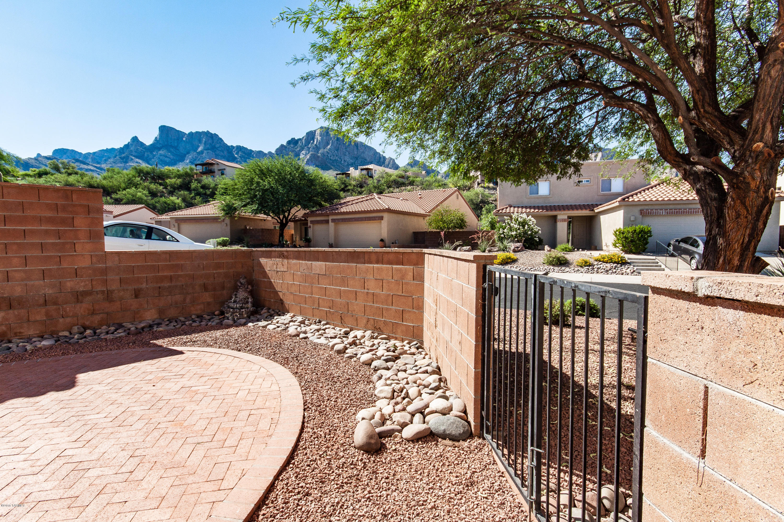 Window Rock At La Reserve - Residential