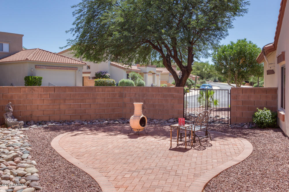 Window Rock At La Reserve - Residential