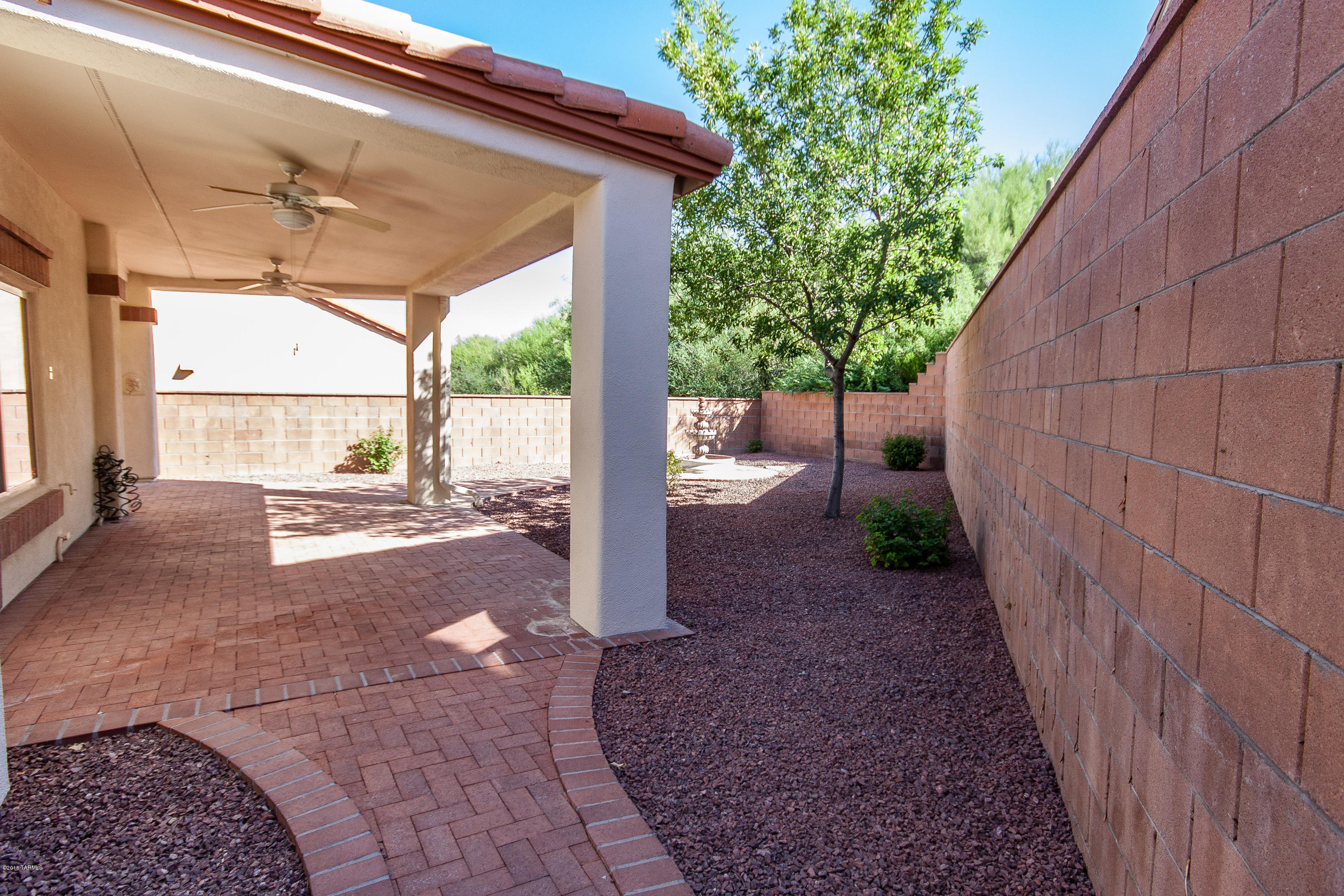 Window Rock At La Reserve - Residential