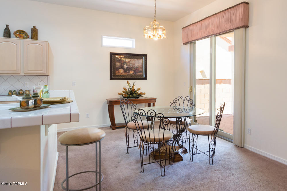 Window Rock At La Reserve - Residential