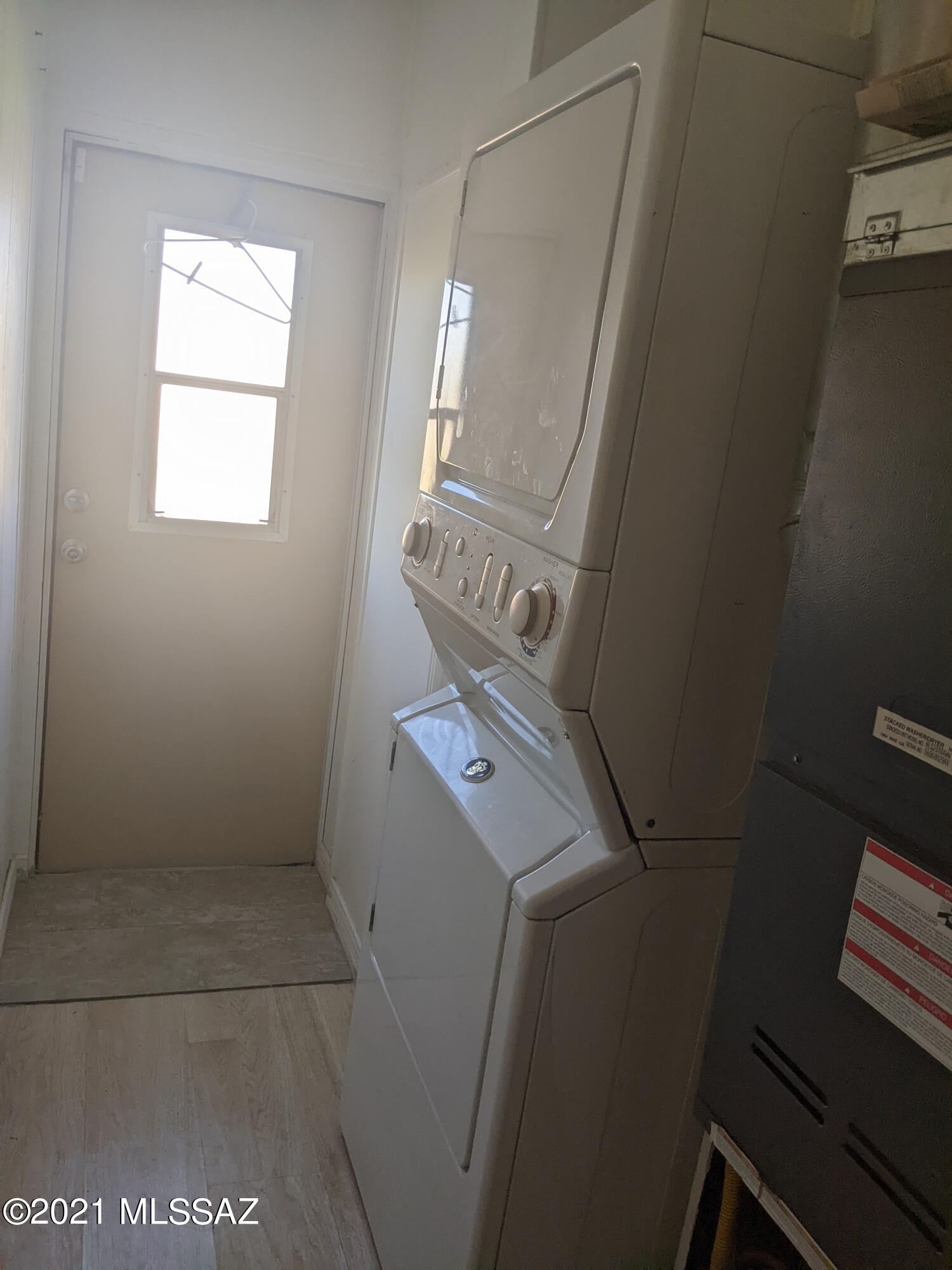 Unsubdivided - Residential Lease