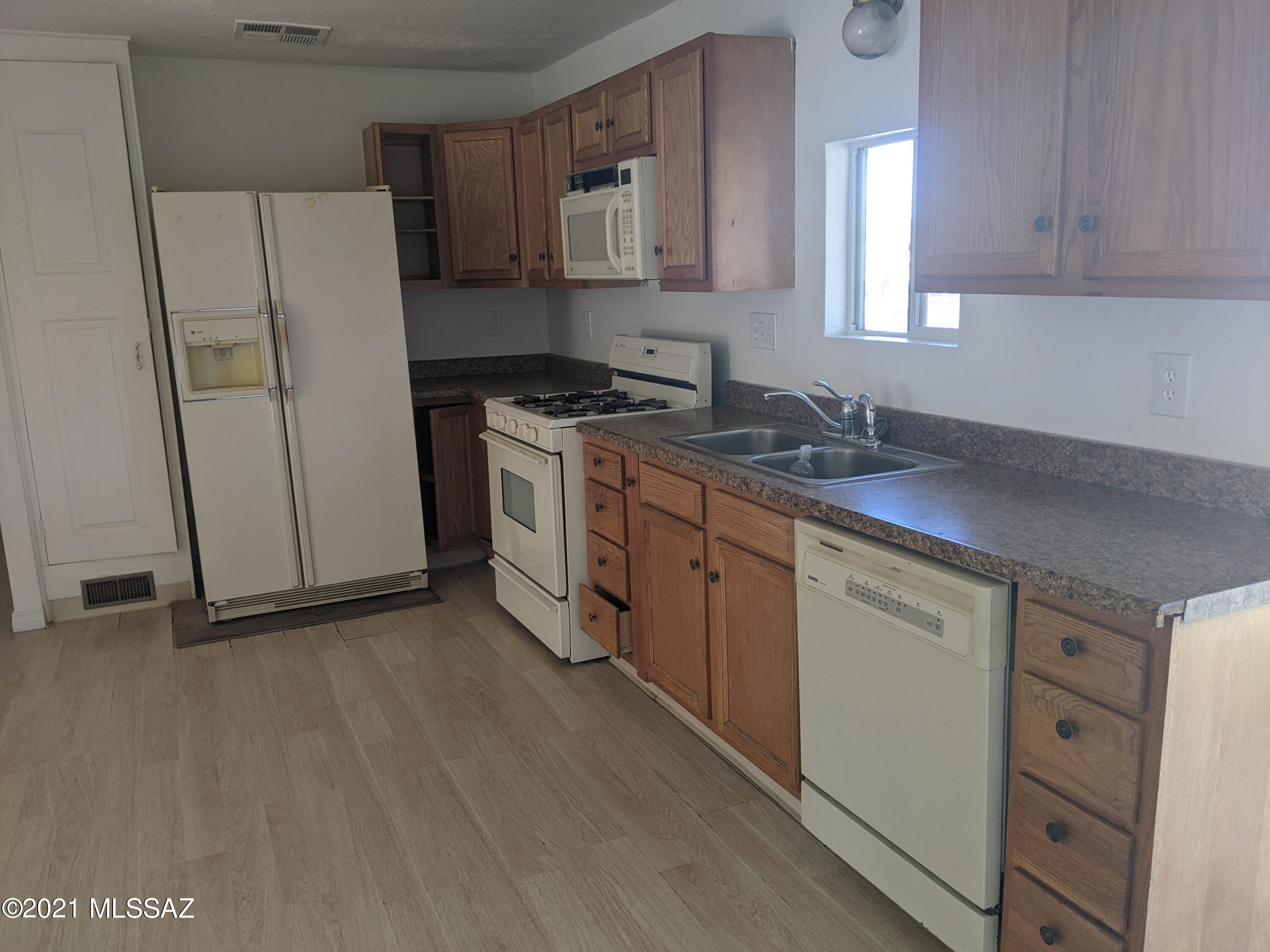Unsubdivided - Residential Lease