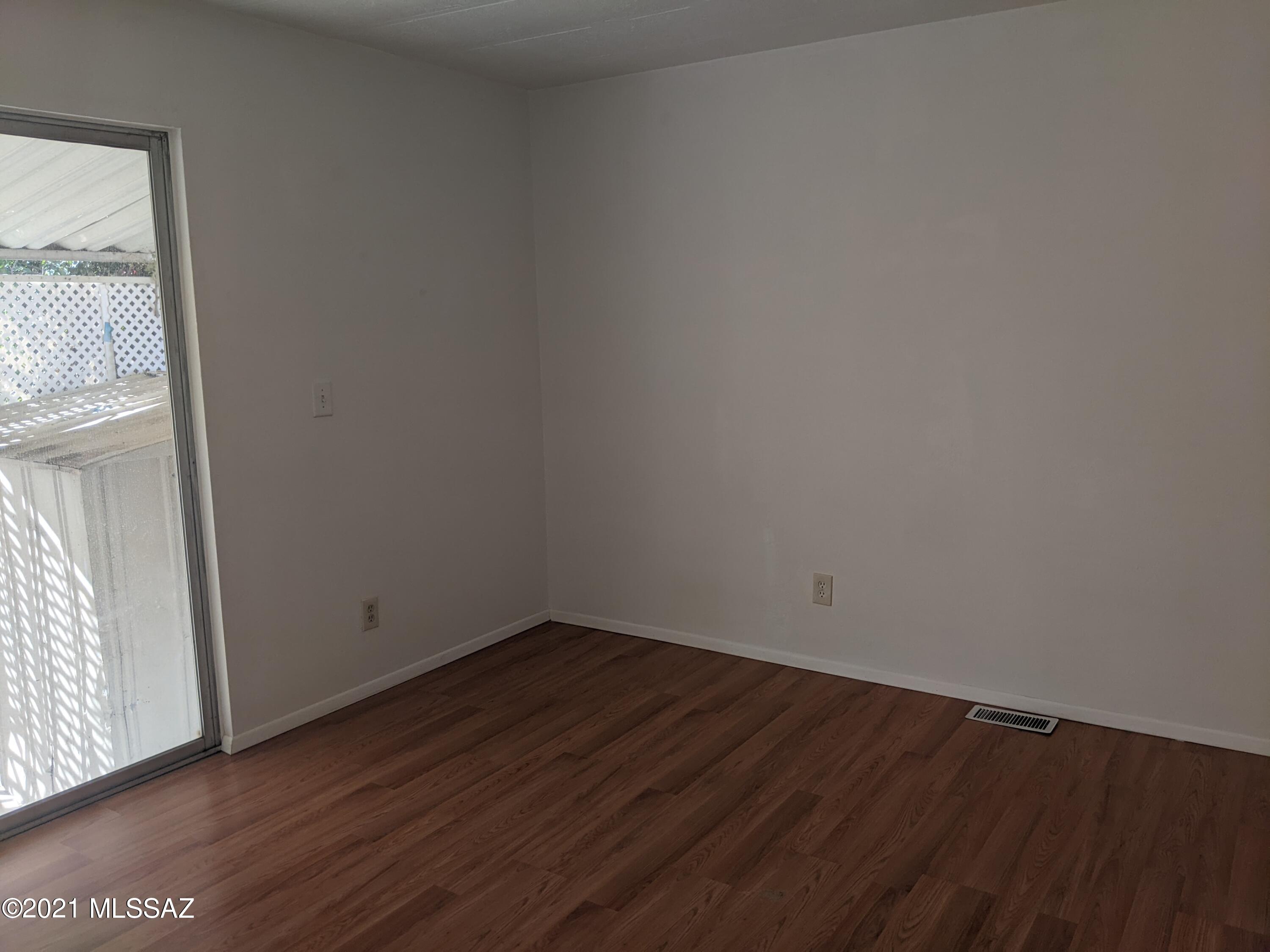Unsubdivided - Residential Lease