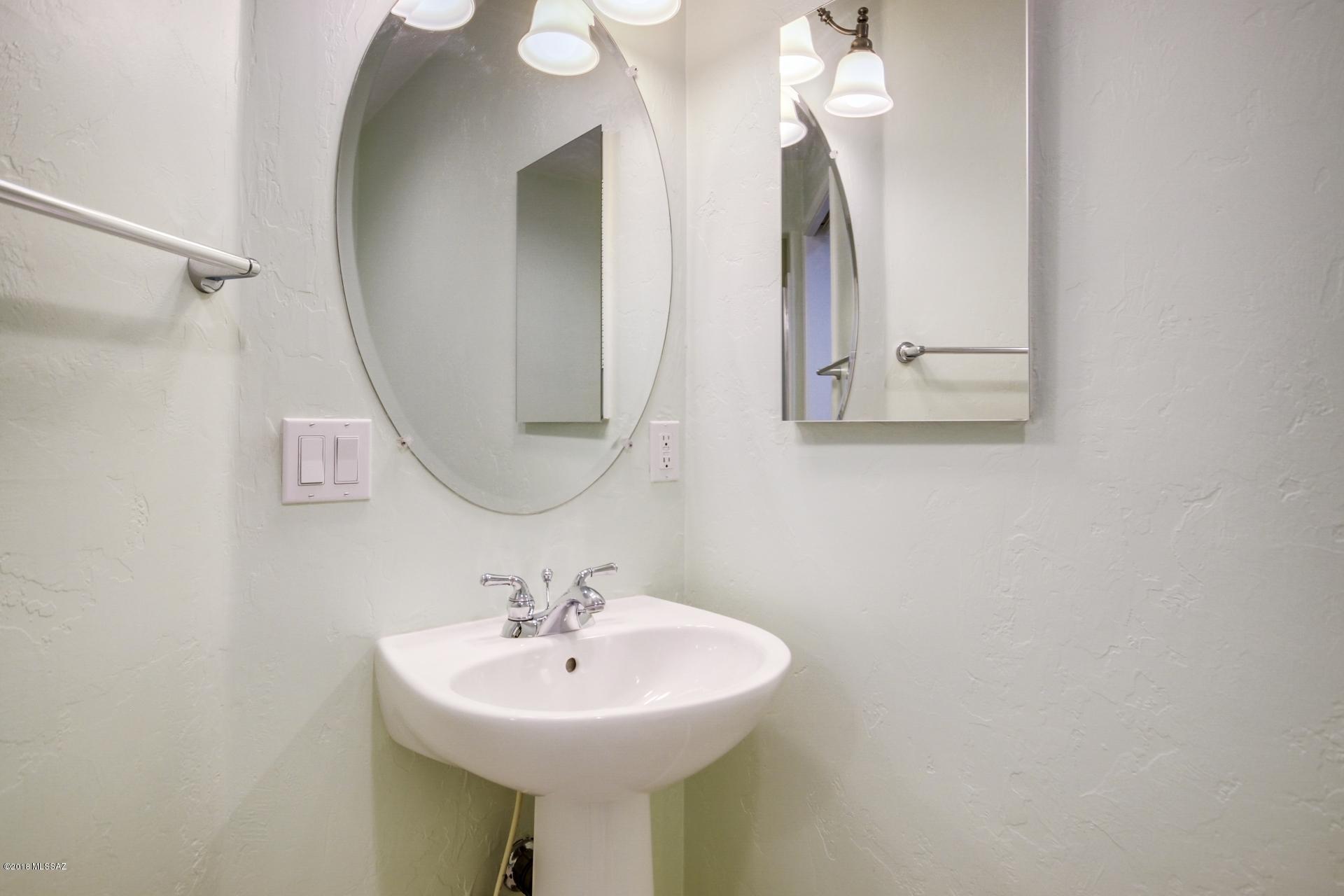 Plaza Bonita (1-43) - Residential