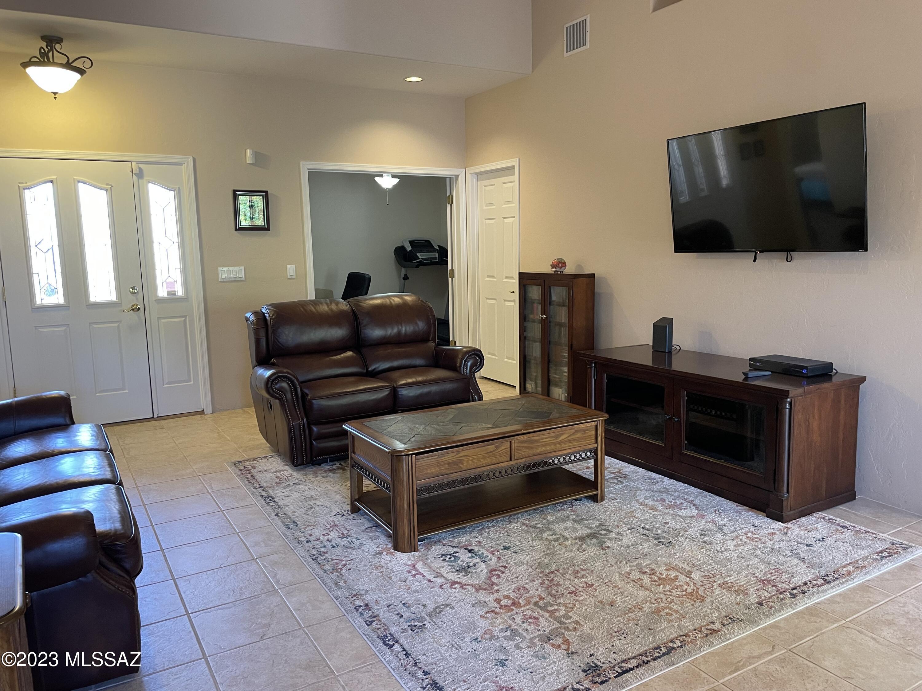 Canada Vista (1-62) - Residential Lease