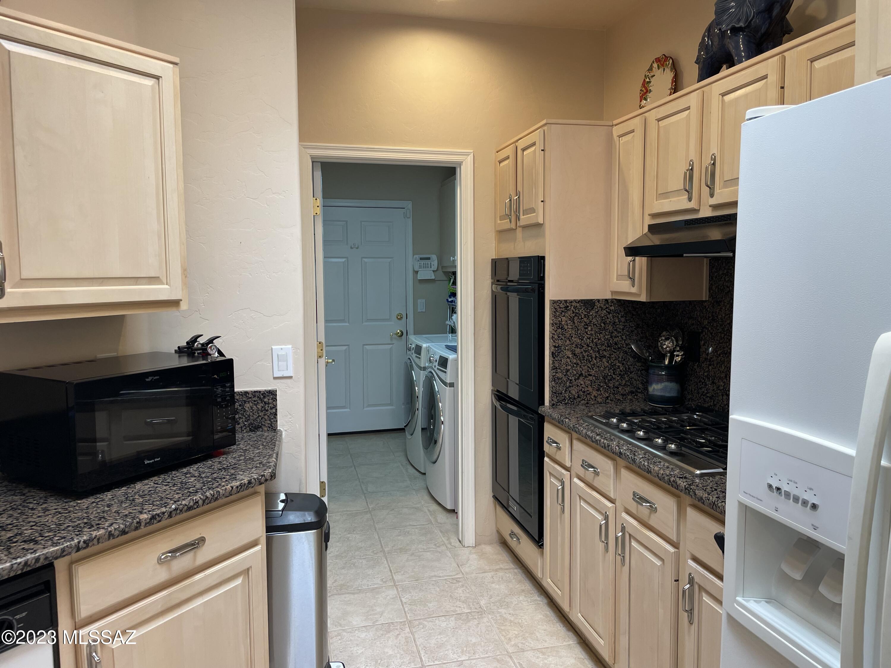 Canada Vista (1-62) - Residential Lease