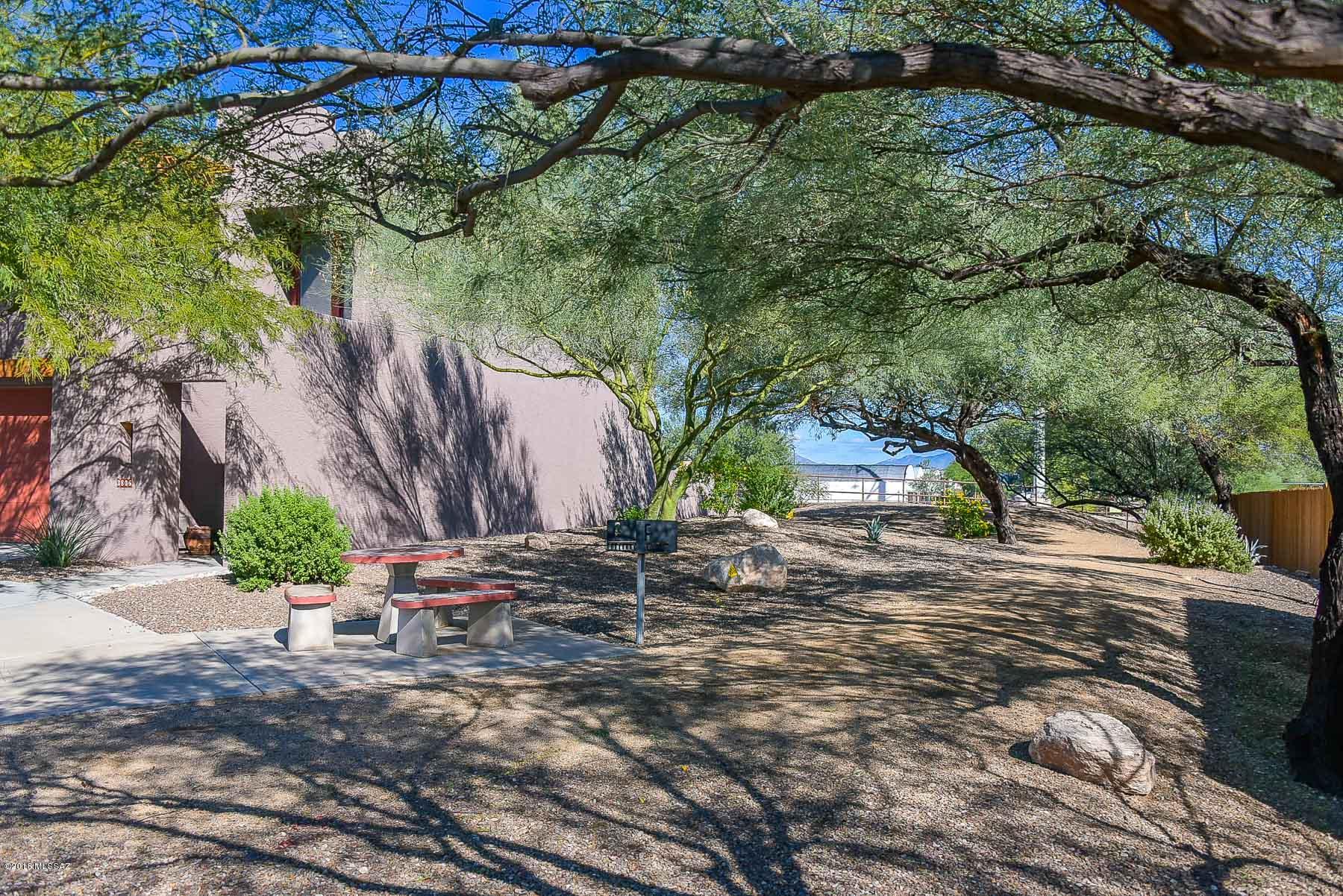 Country Club At The River (1-32) - Residential