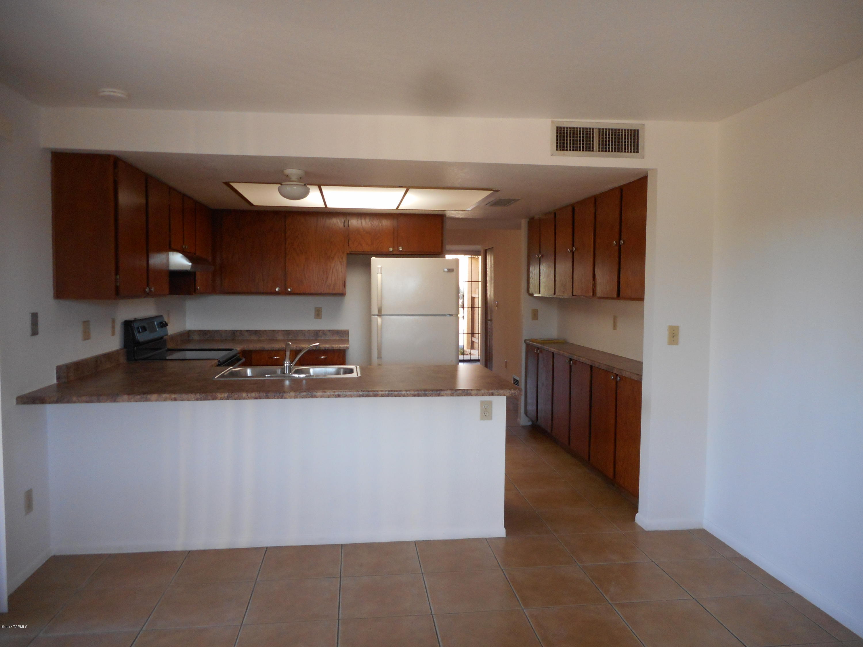 Pantano Townhomes (1-118) - Residential