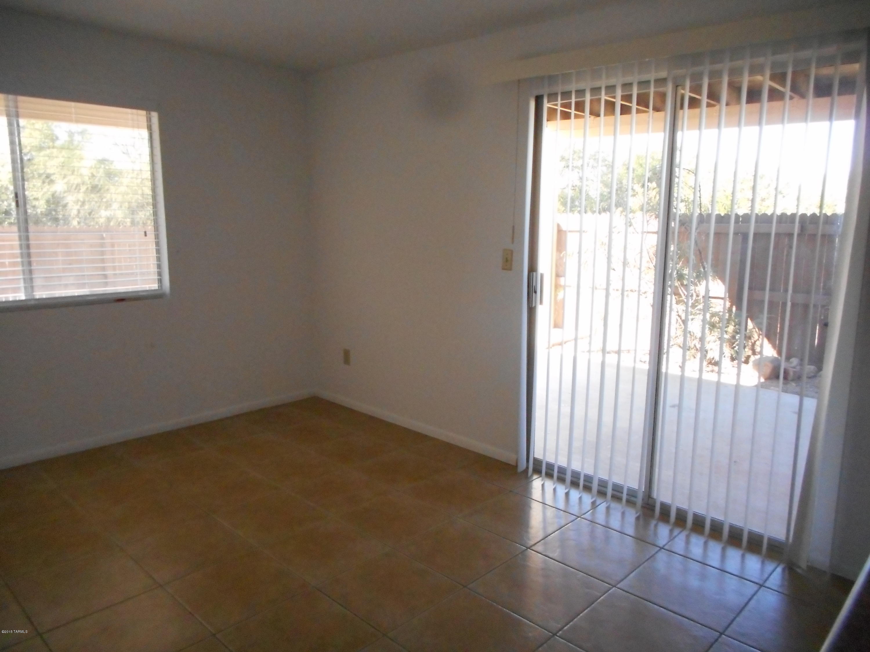 Pantano Townhomes (1-118) - Residential