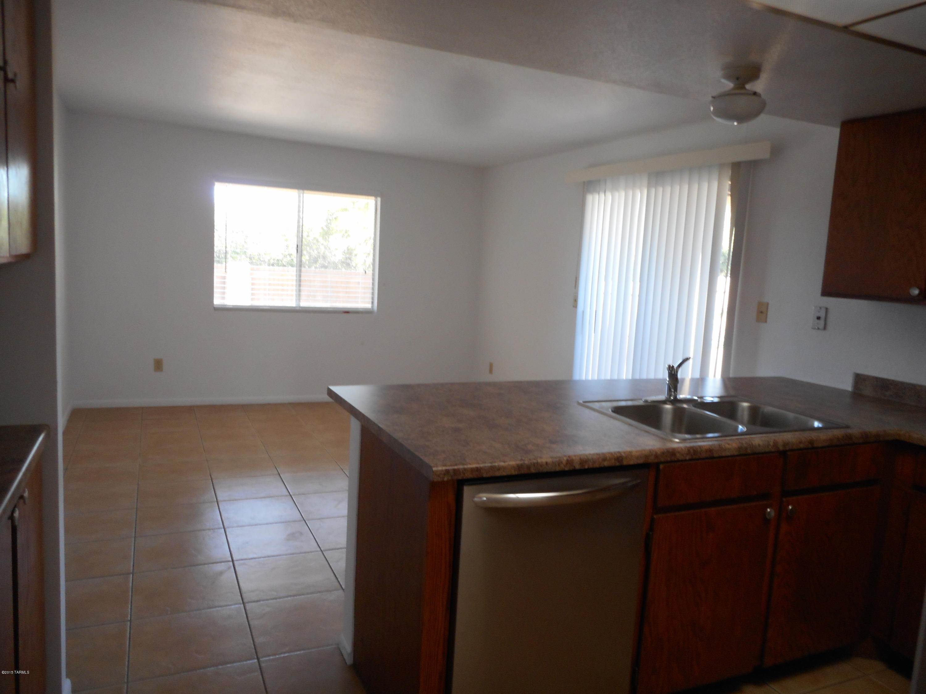 Pantano Townhomes (1-118) - Residential