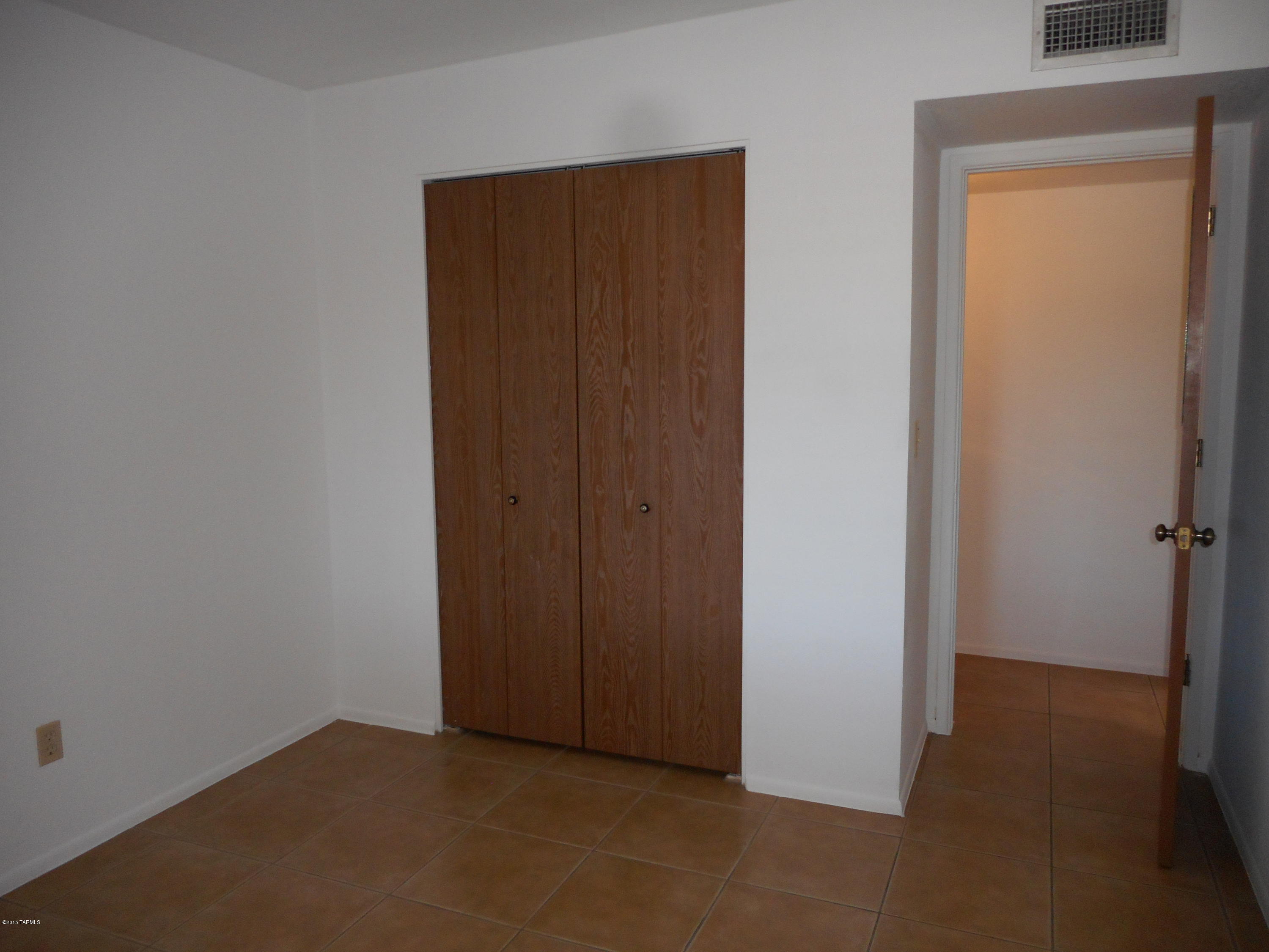 Pantano Townhomes (1-118) - Residential