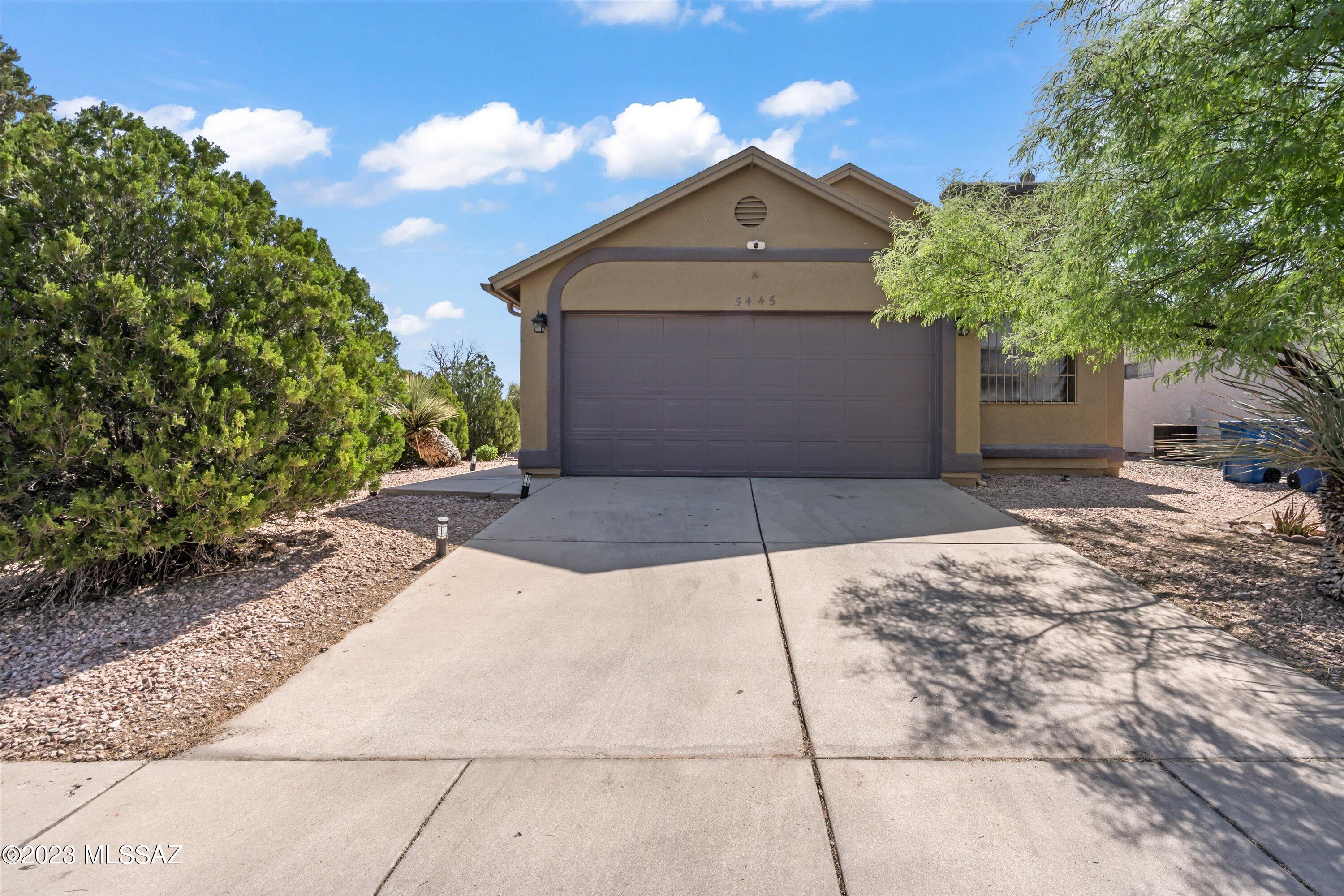 Welcome home! Move in ready, 3 bed 2 bath, corner lot located in the desirable Midvale Park area. The entrance welcomes you to a living room area with a chandelier followed by a well maintained kitchen with stainless steel appliances. This home is conveniently located to stores, schools, neighborhood trails, parks , many great restaurants, and entertainment facilities. Don't miss out on this amazing home!
