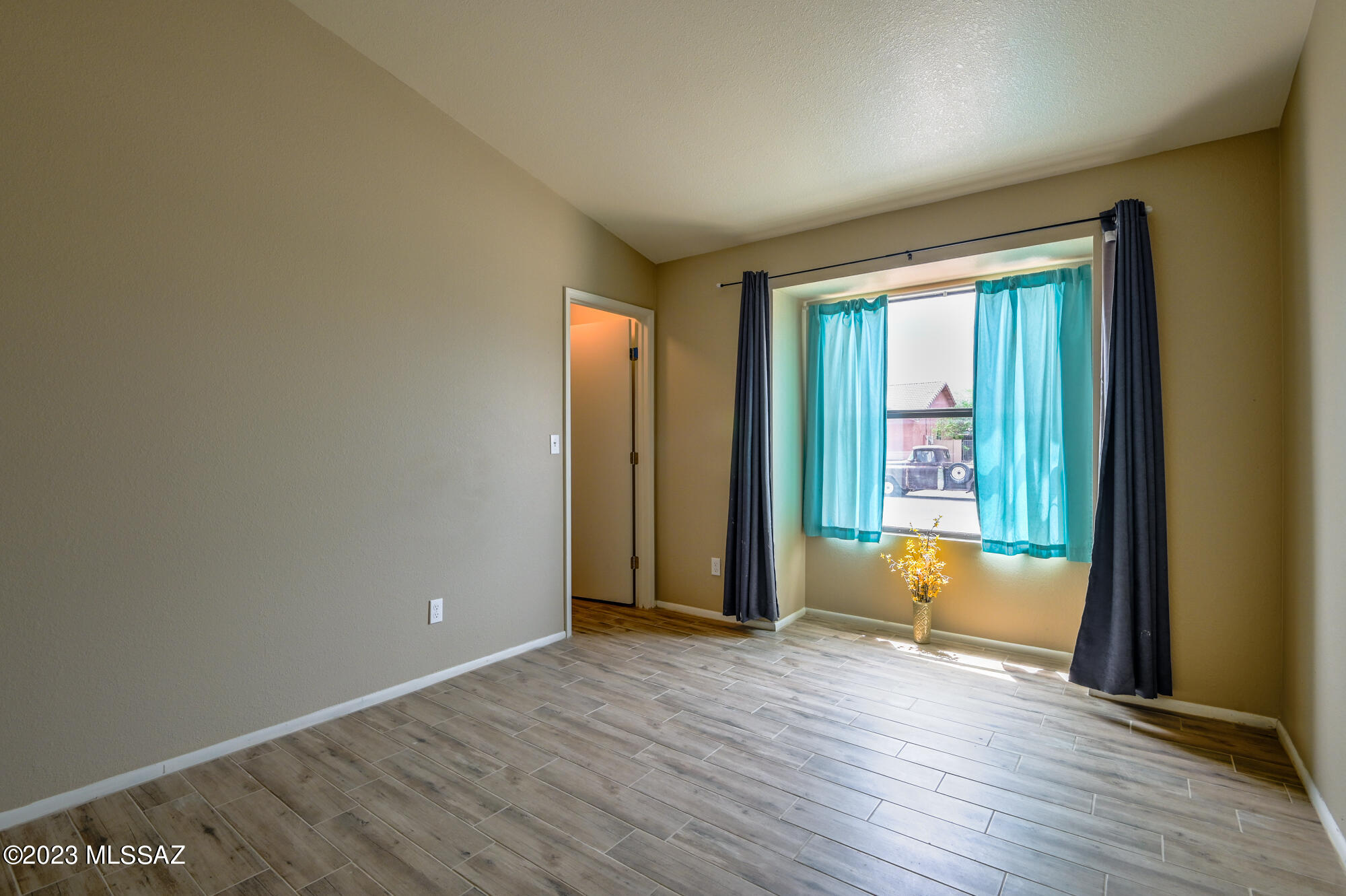Elliott Homes At Rita Ranch (1-521) - Residential