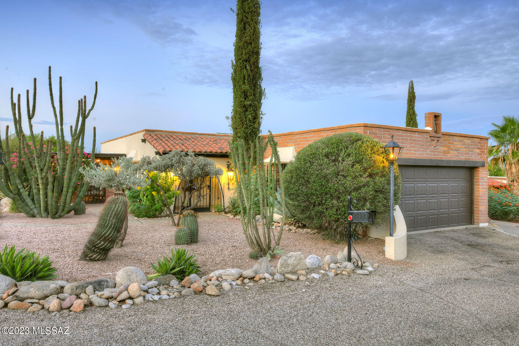 Catalina Pueblo (1-34) - Residential