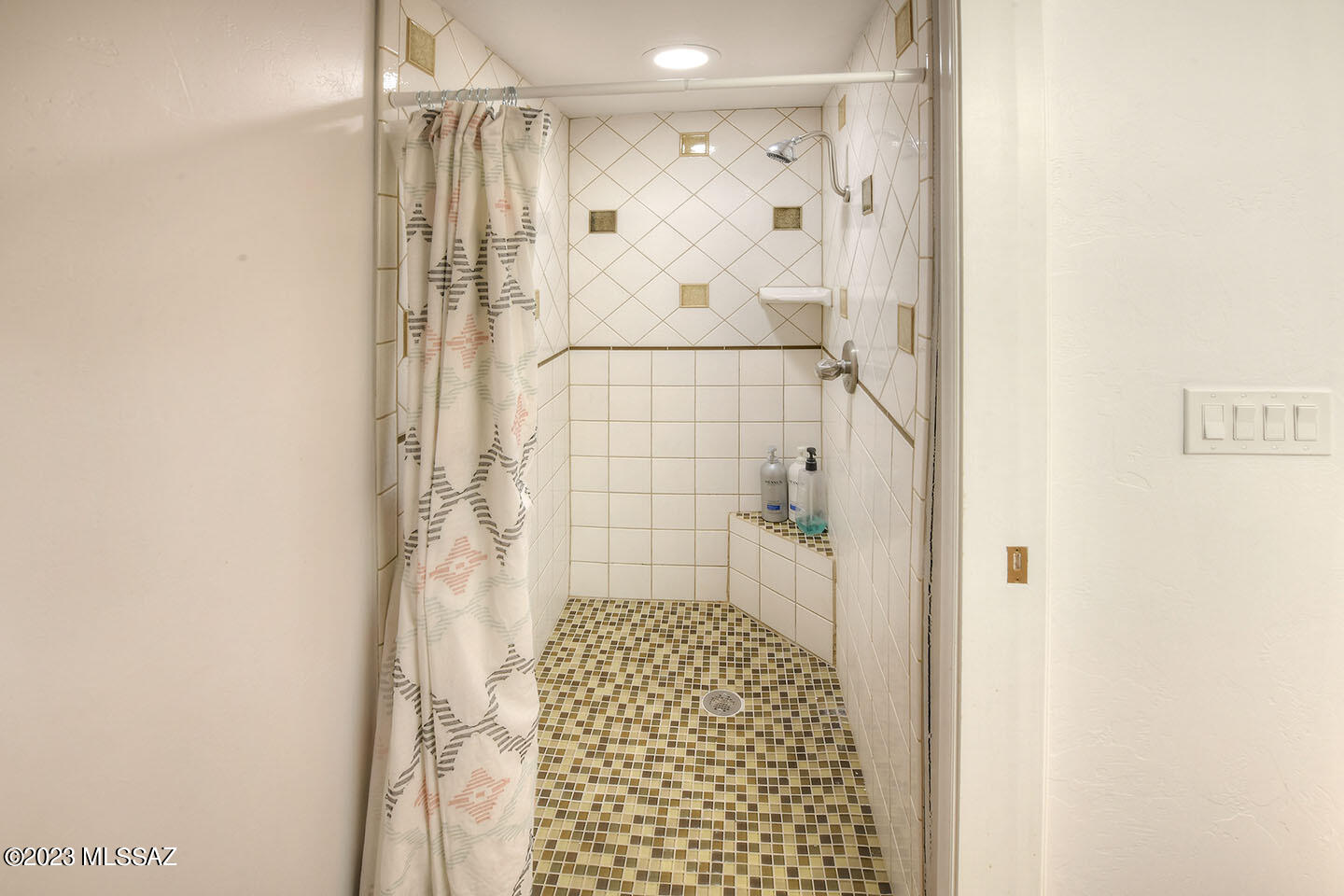 Catalina Pueblo (1-34) - Residential