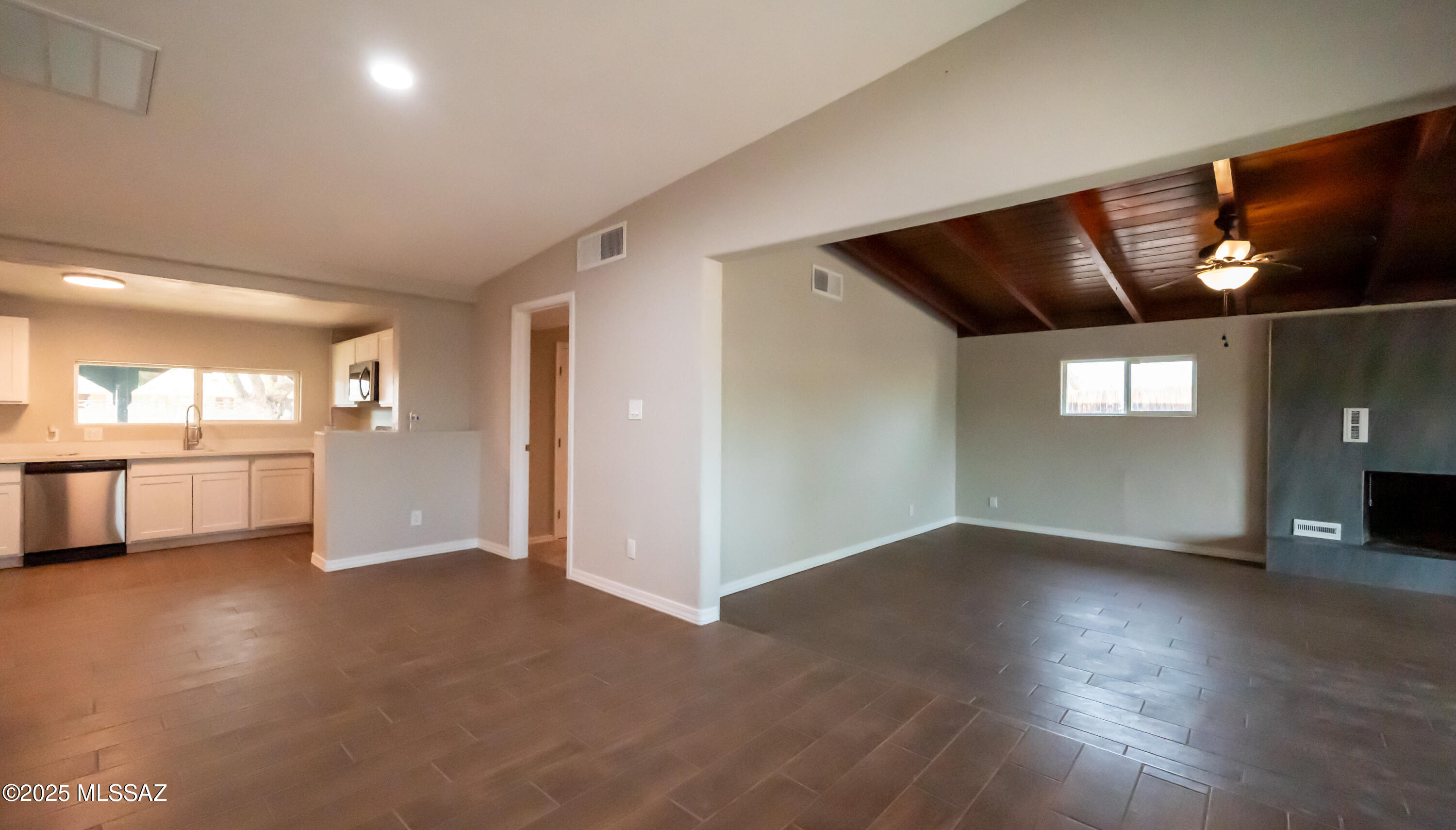 Unsubdivided - Residential Lease