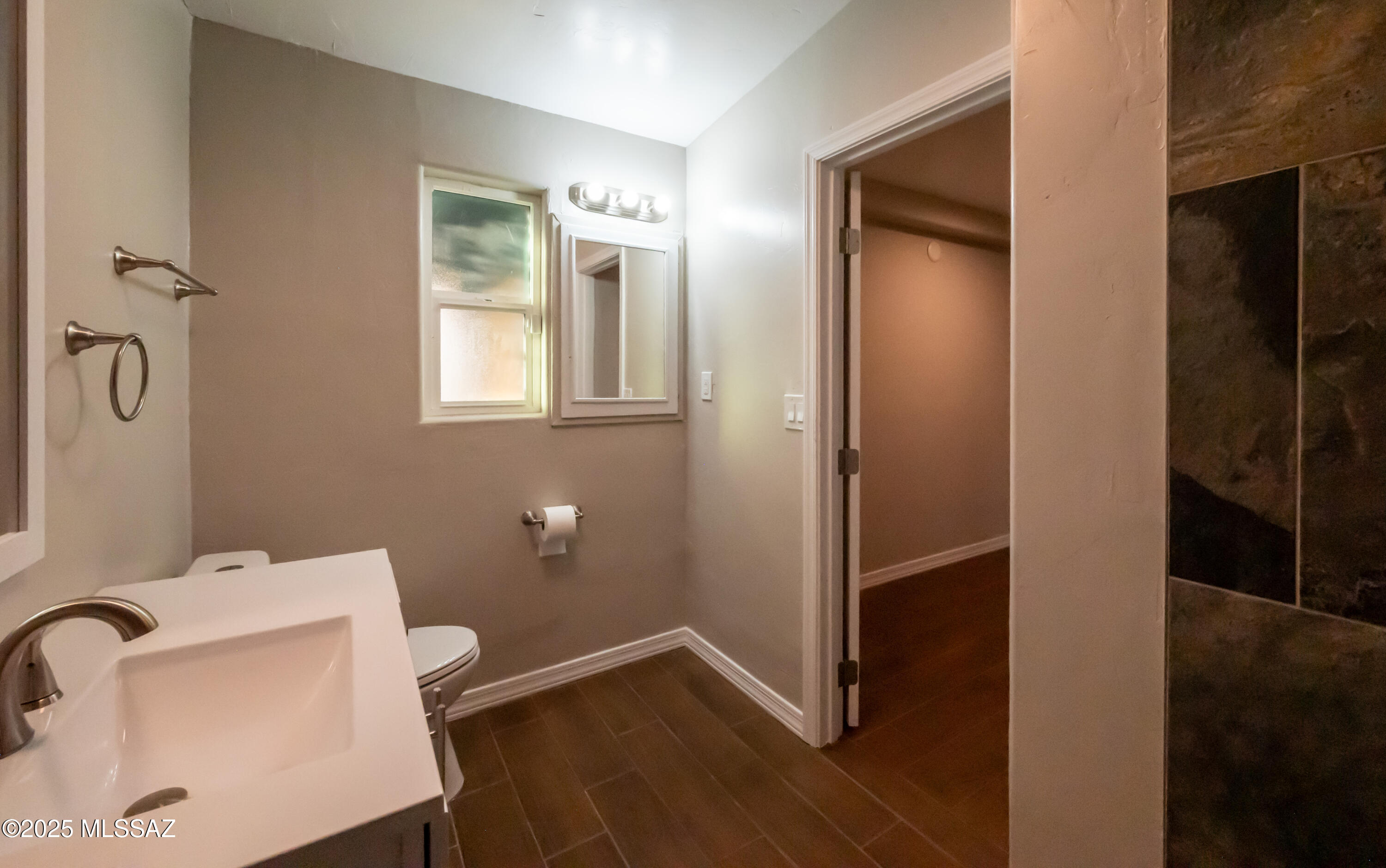 Unsubdivided - Residential Lease