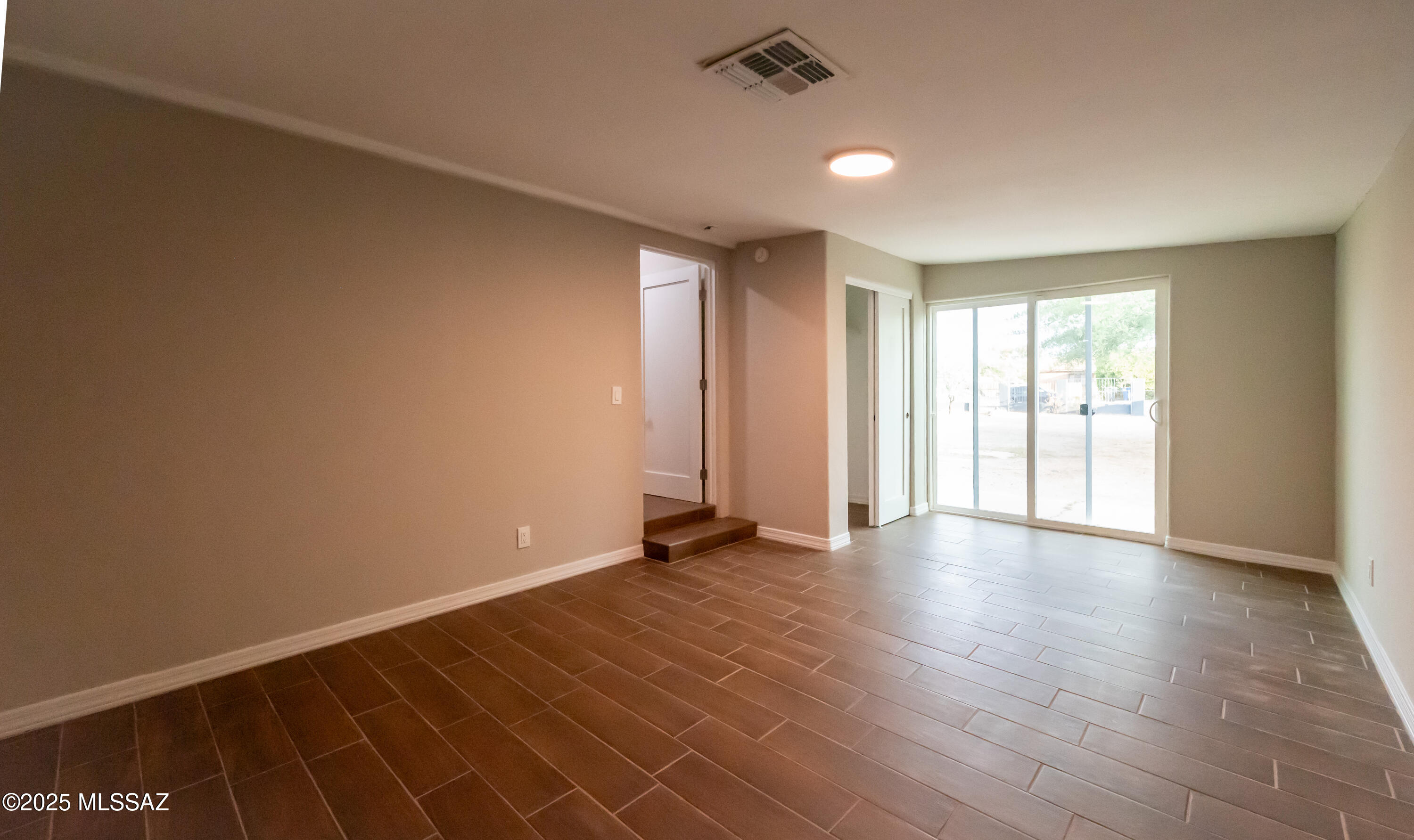 Unsubdivided - Residential Lease
