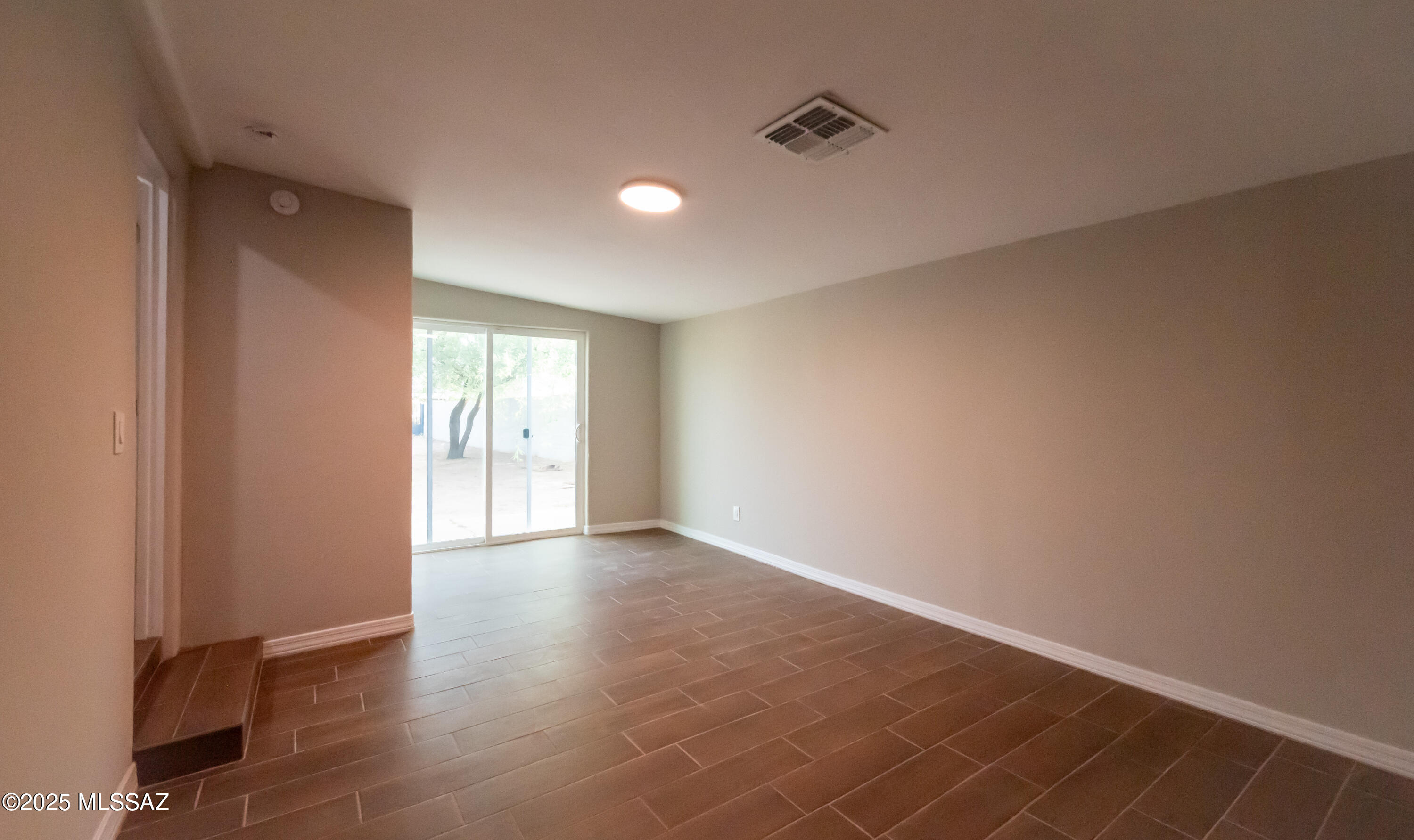 Unsubdivided - Residential Lease