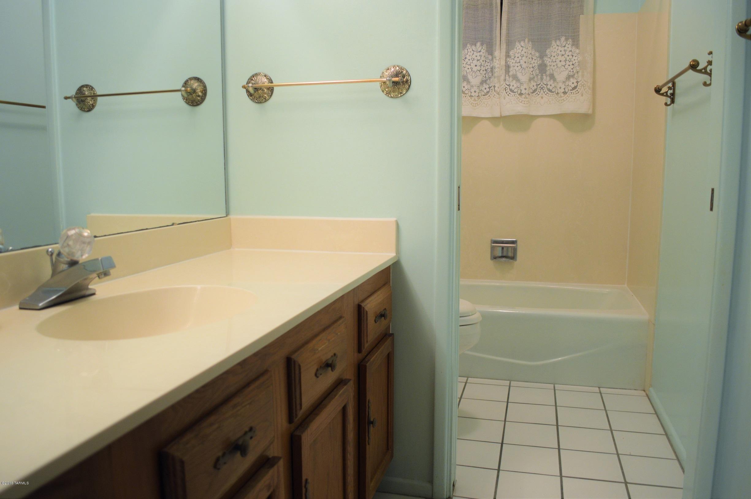 Sabino Vista Knolls (61-135) - Residential