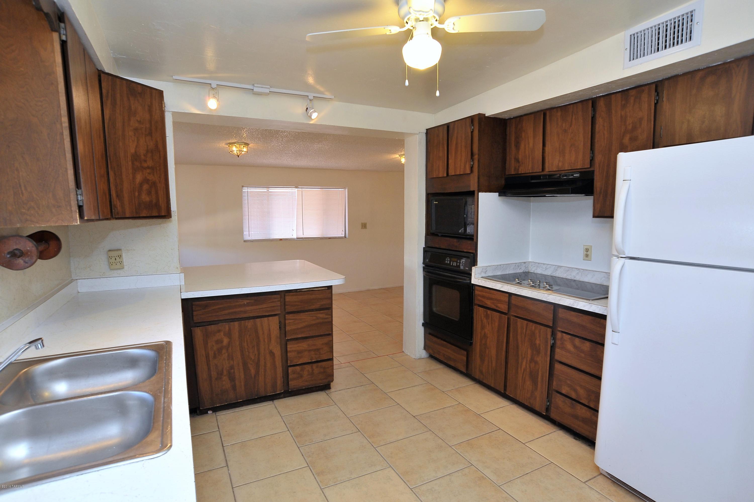La Cholla - Residential