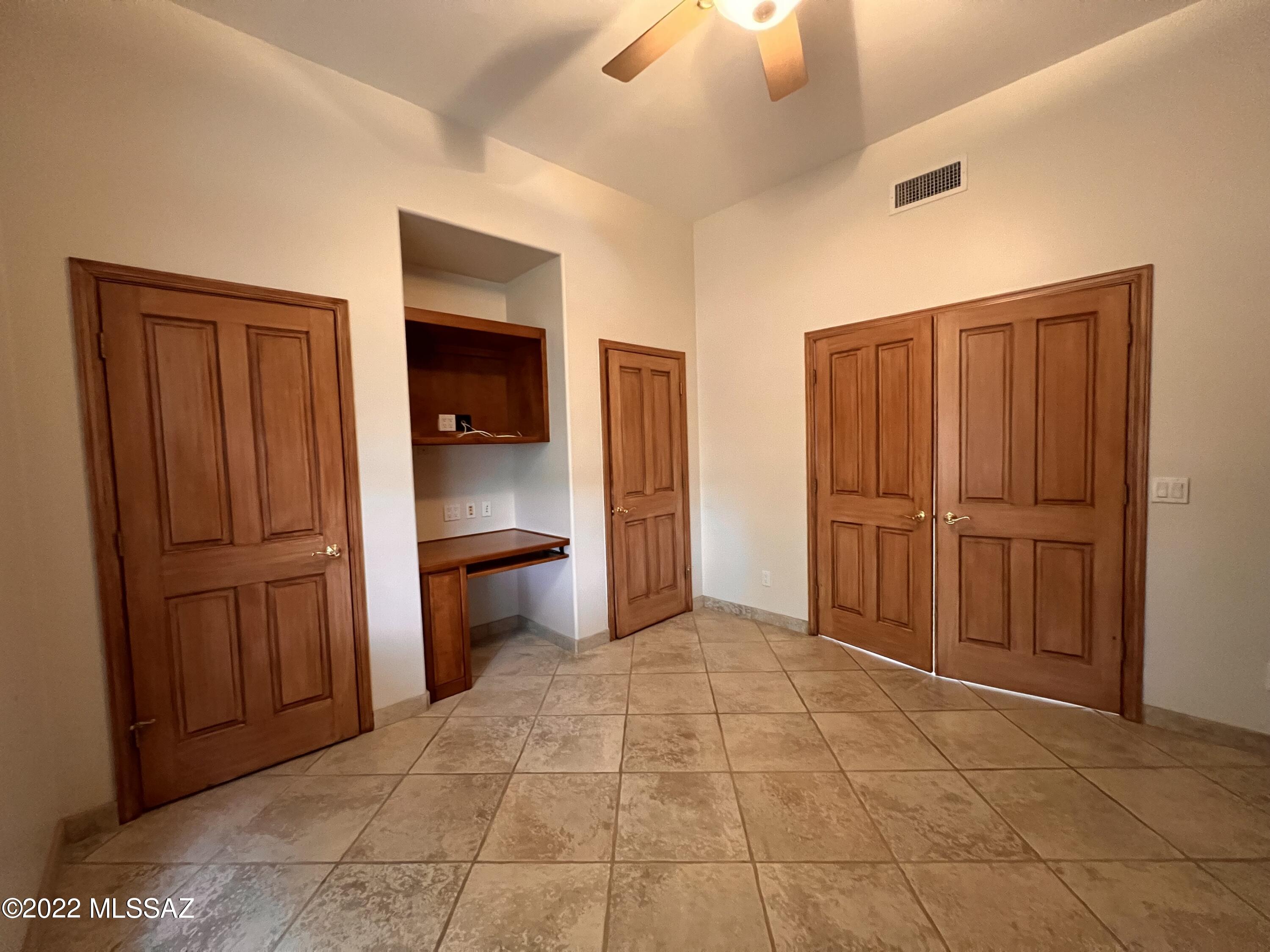 Ventana Canyon Estates (1-63) - Residential Lease