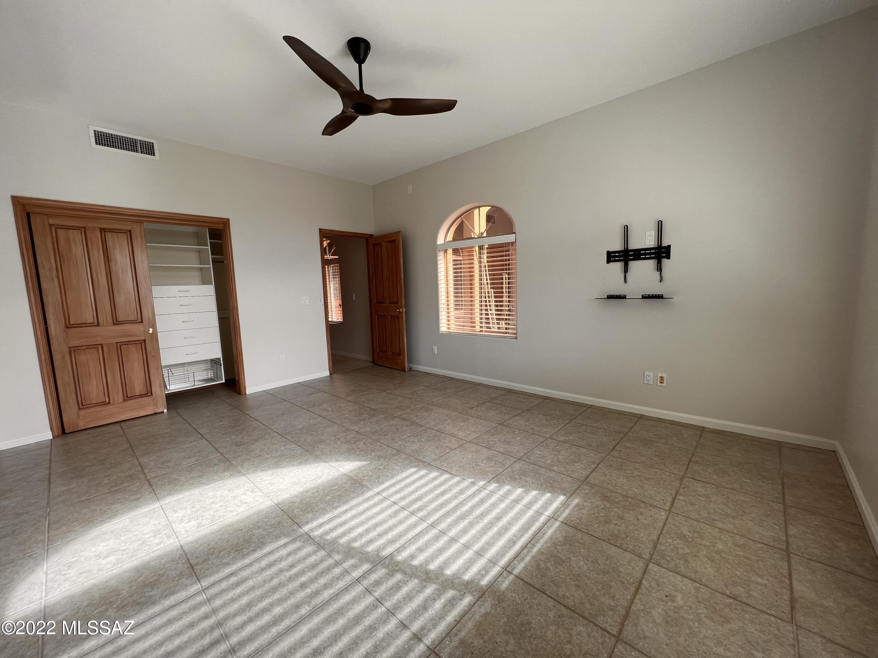 Ventana Canyon Estates (1-63) - Residential Lease