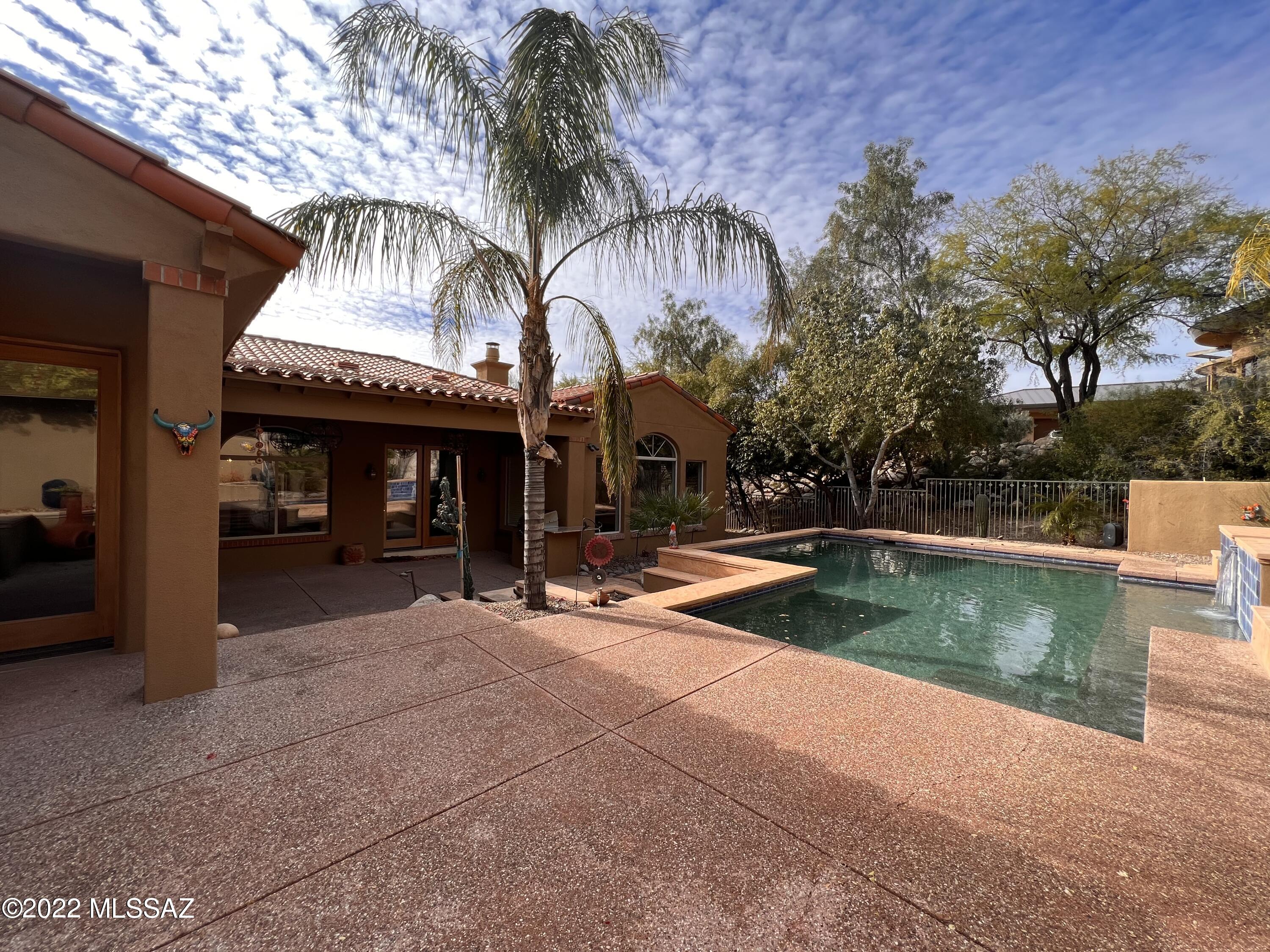 Ventana Canyon Estates (1-63) - Residential Lease